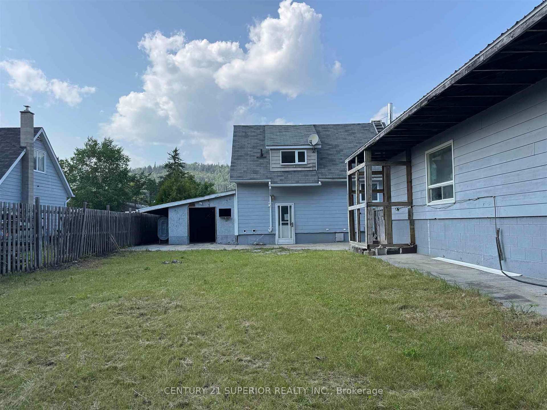 Photo 4 of 18 Redwing Avenue, Manitouwadge — HOMEH