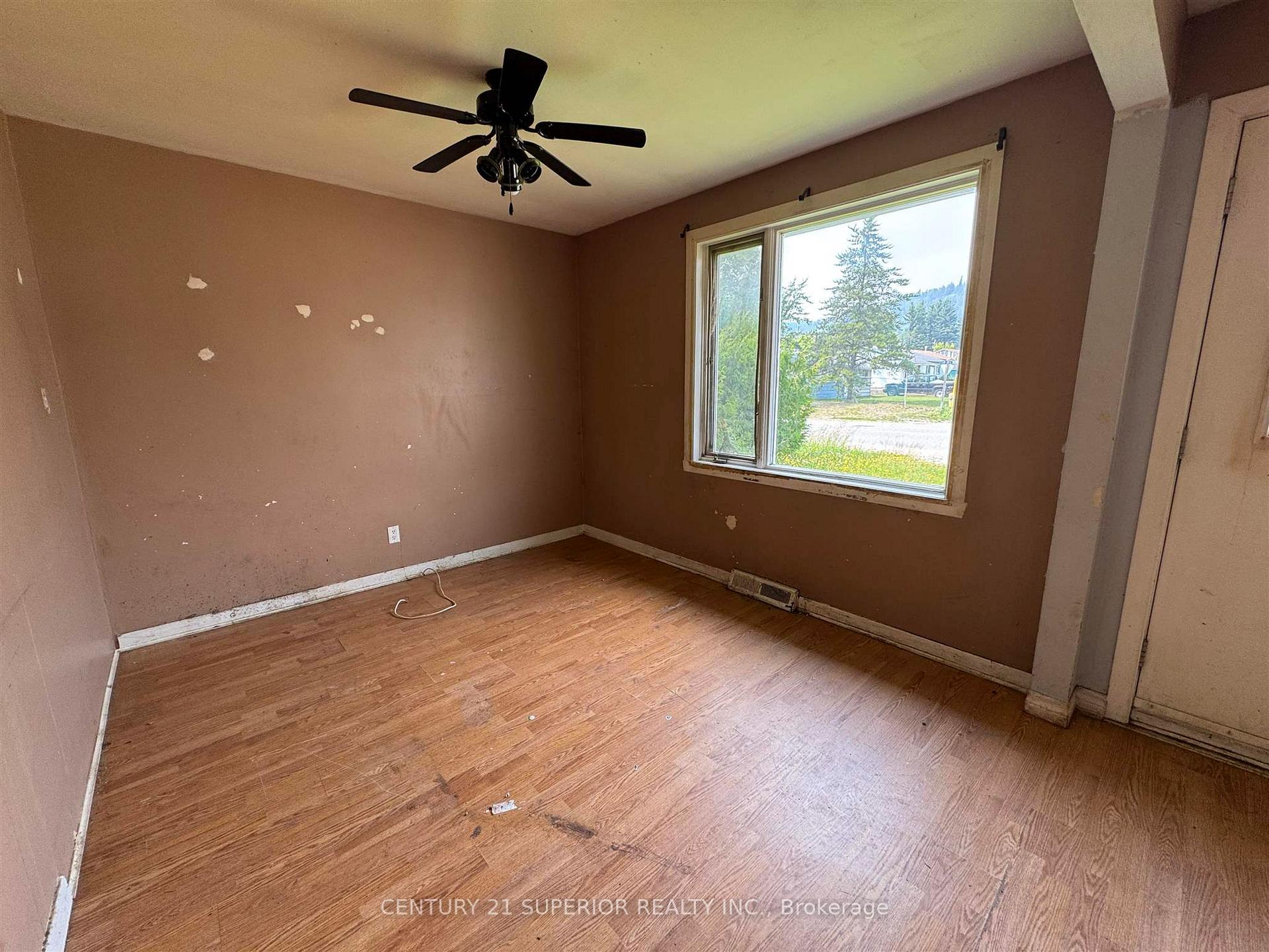 Photo 6 of 18 Redwing Avenue, Manitouwadge — HOMEH