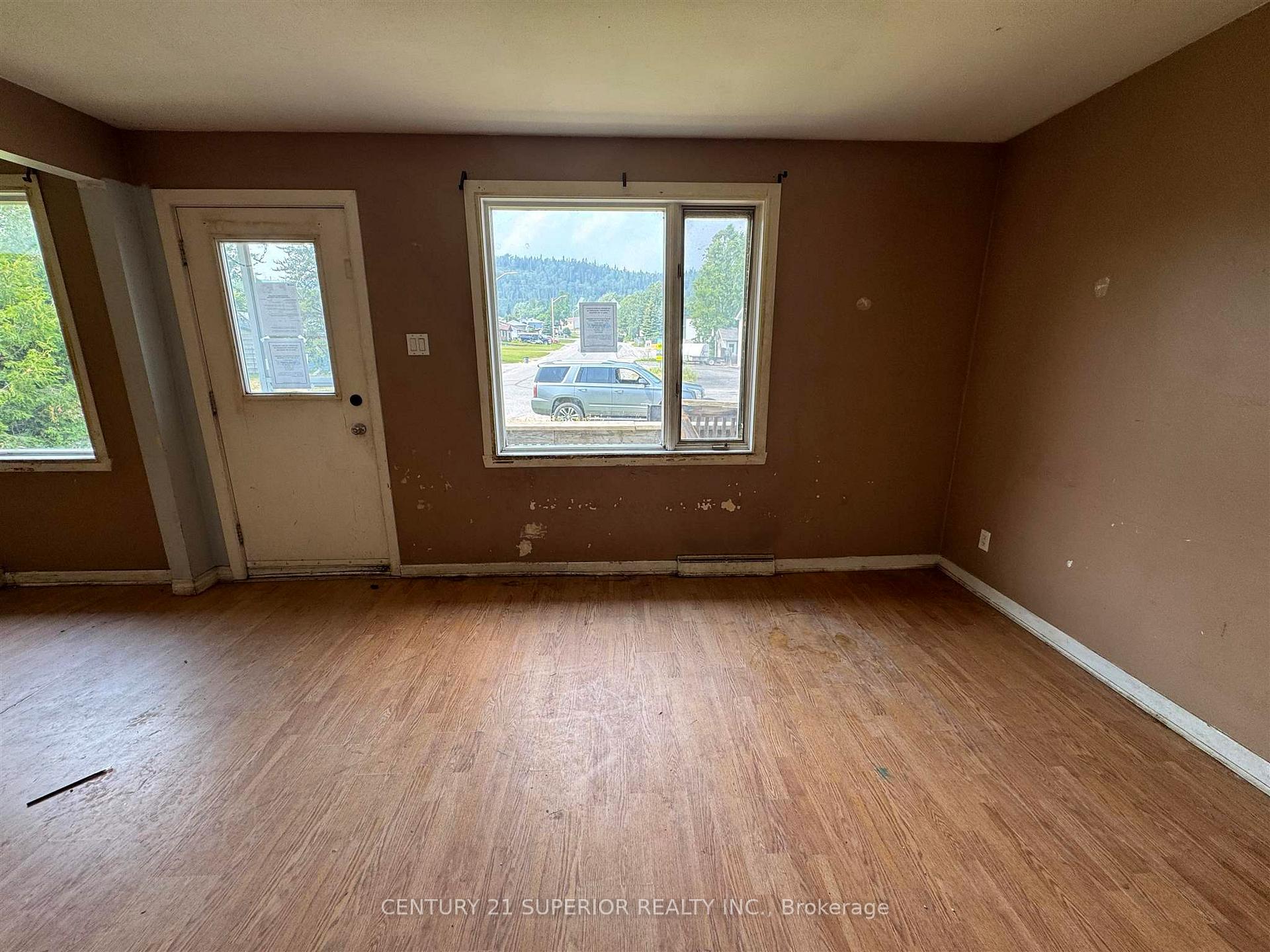 Photo 7 of 18 Redwing Avenue, Manitouwadge — HOMEH