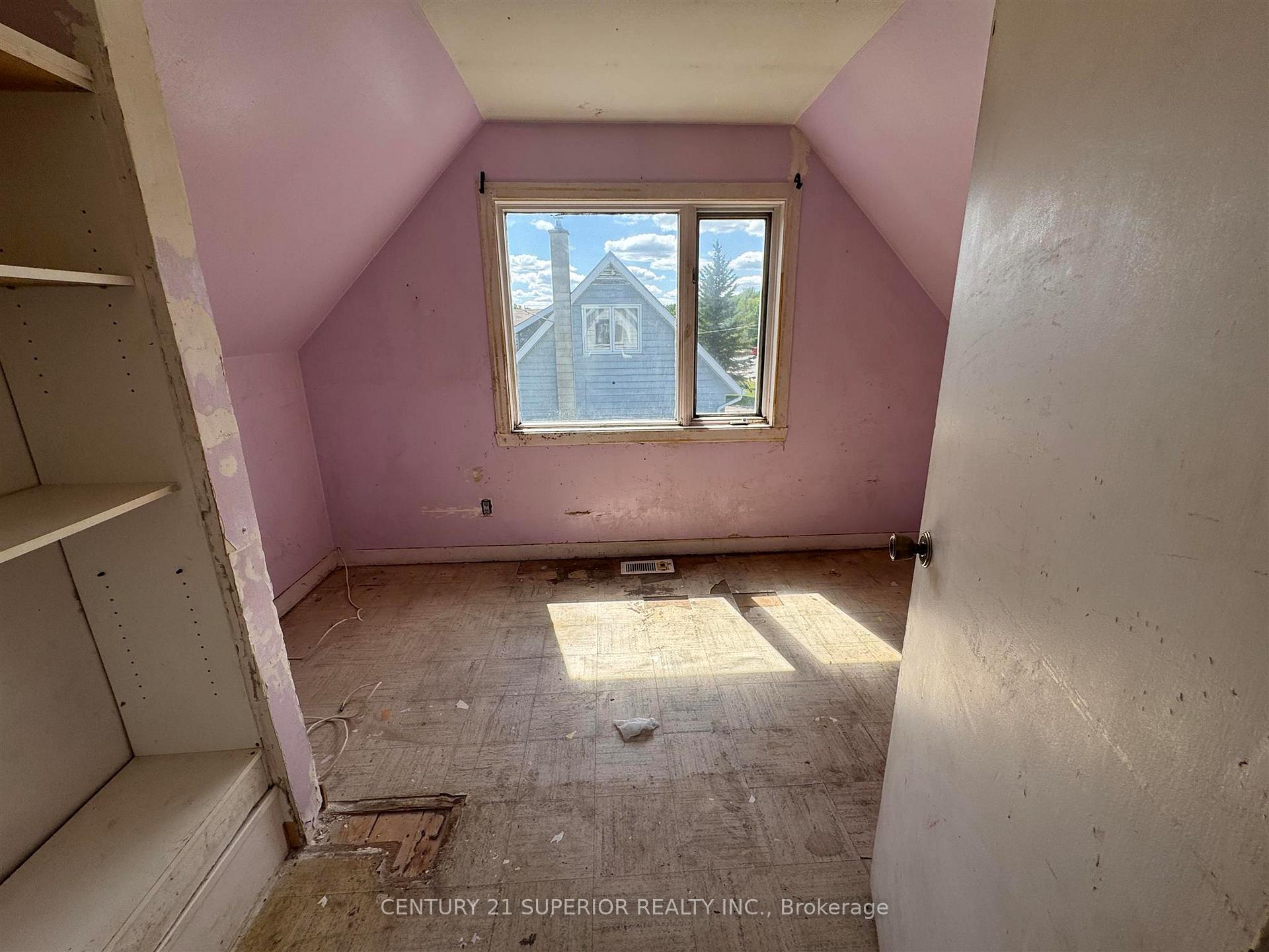 Photo 16 of 18 Redwing Avenue, Manitouwadge — HOMEH