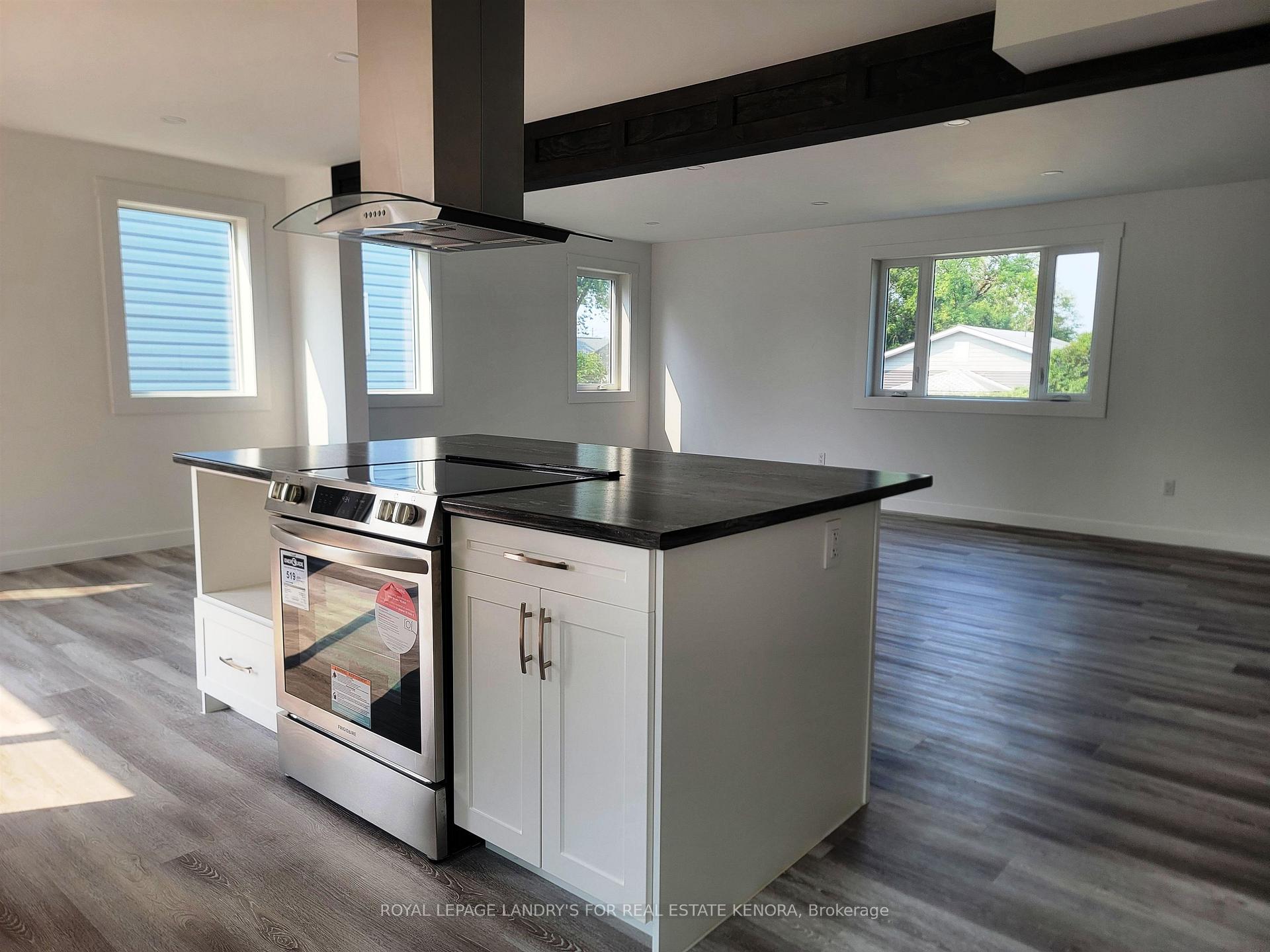 Photo 10 of 27 Rupert Road, Kenora, Ride Out — HOMEH