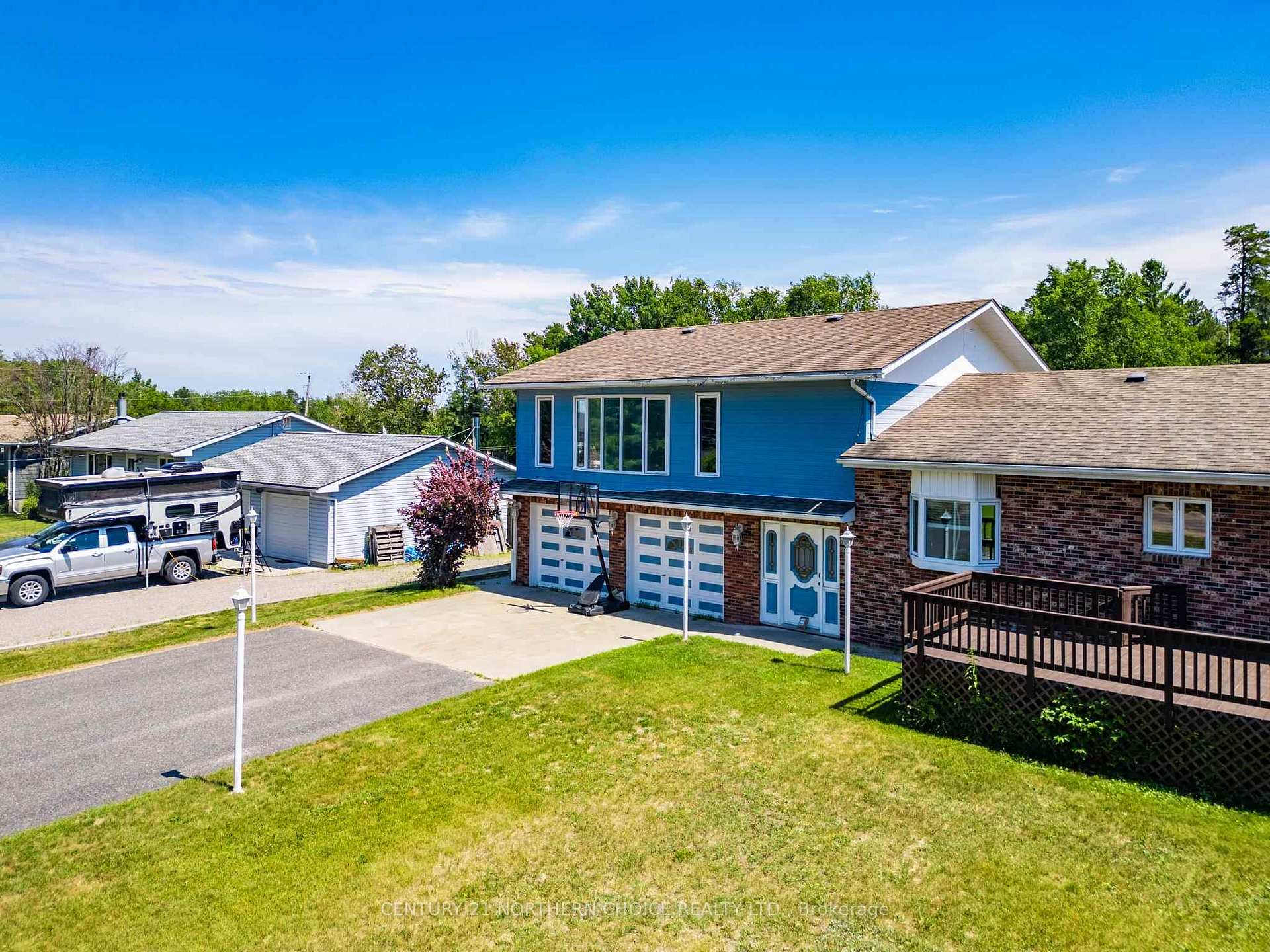 Photo 7 of 643 Airport road, Kenora, Airport Road North — HOMEH