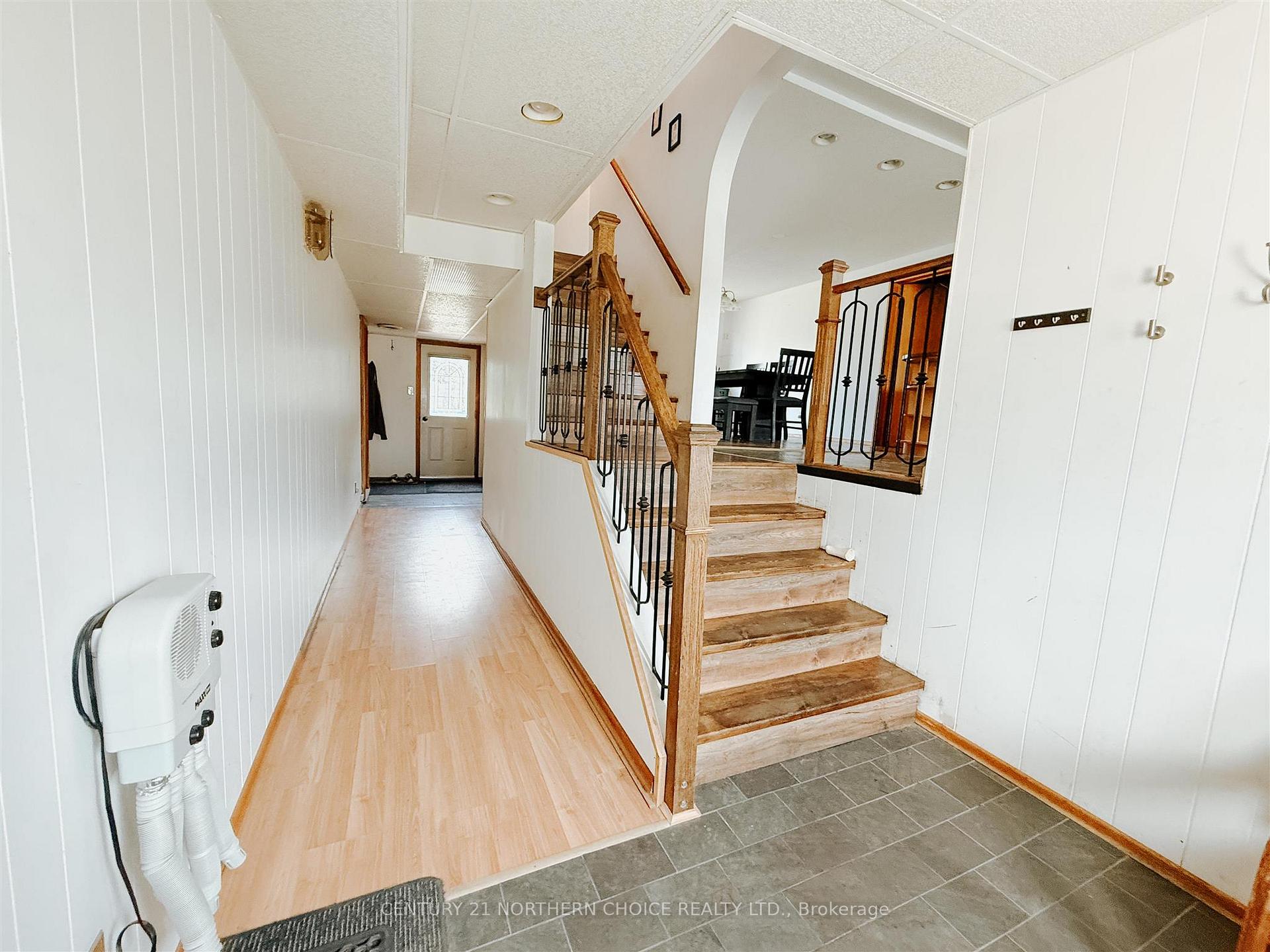 Photo 9 of 643 Airport road, Kenora, Airport Road North — HOMEH