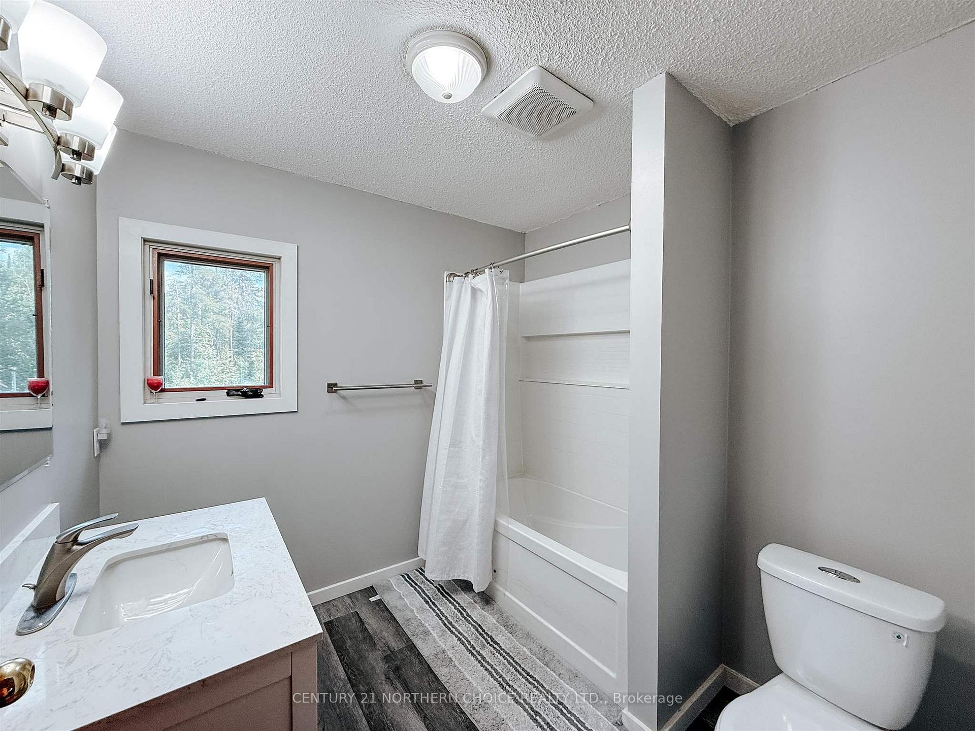 Photo 32 of 643 Airport road, Kenora, Airport Road North — HOMEH