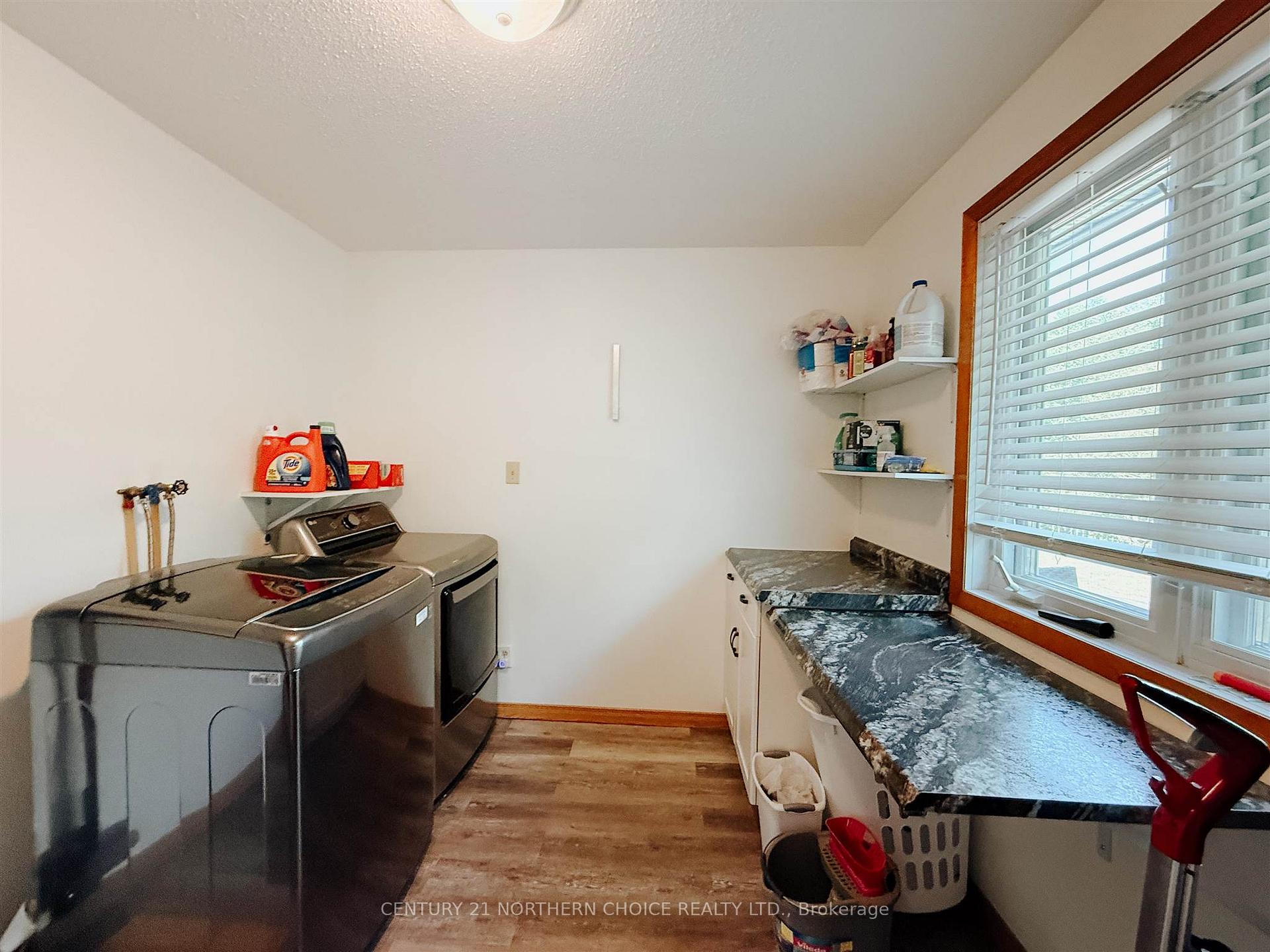 Photo 34 of 643 Airport road, Kenora, Airport Road North — HOMEH