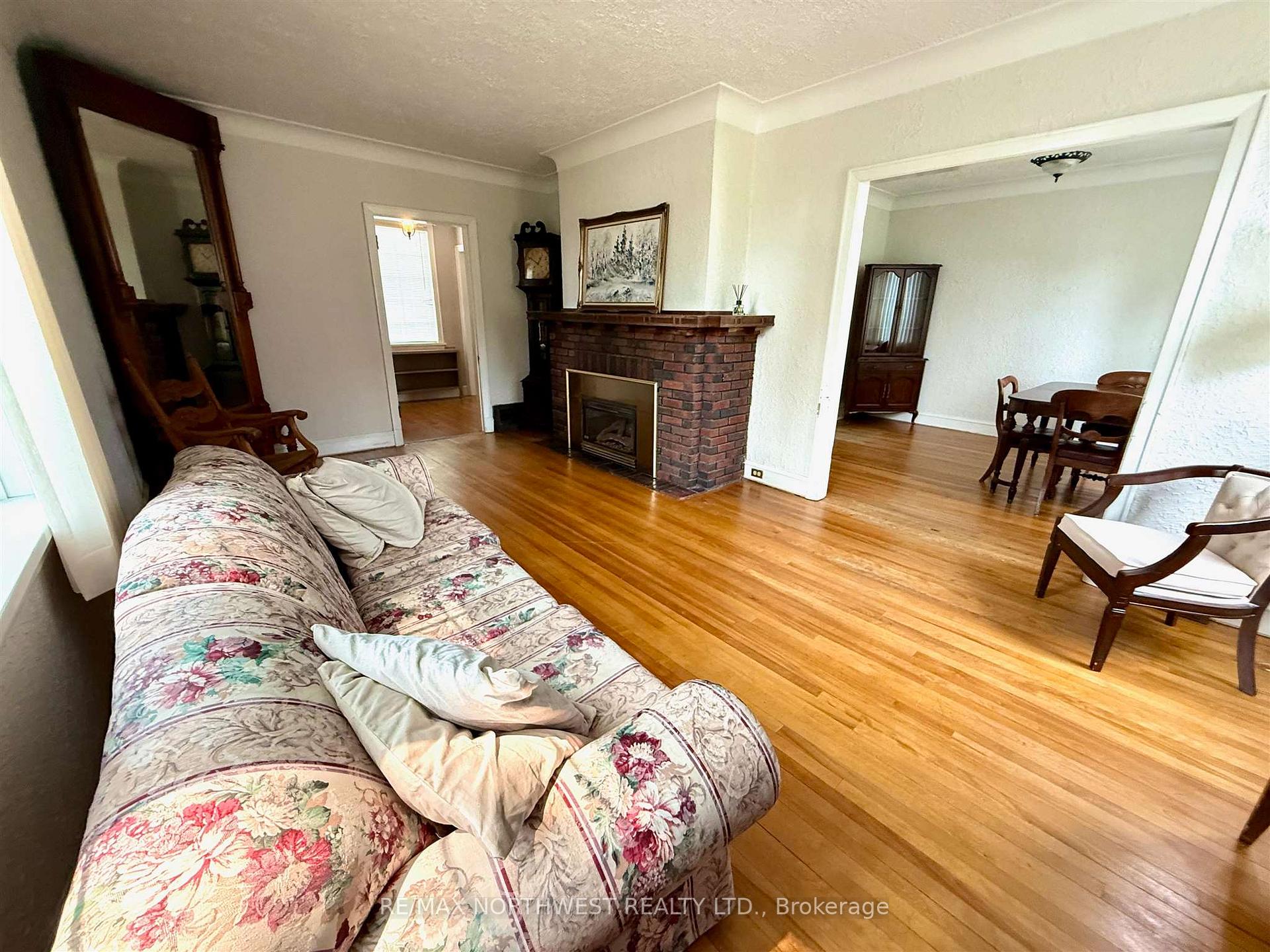 Photo 6 of 308 Third Street S, Kenora, Downtown — HOMEH