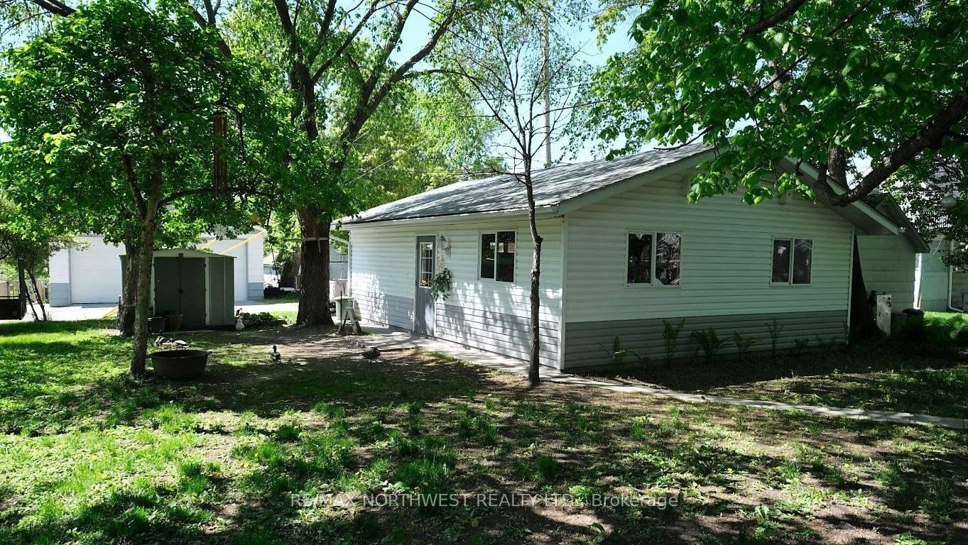 Photo 2 of 809 First Street South, Kenora, Central — HOMEH