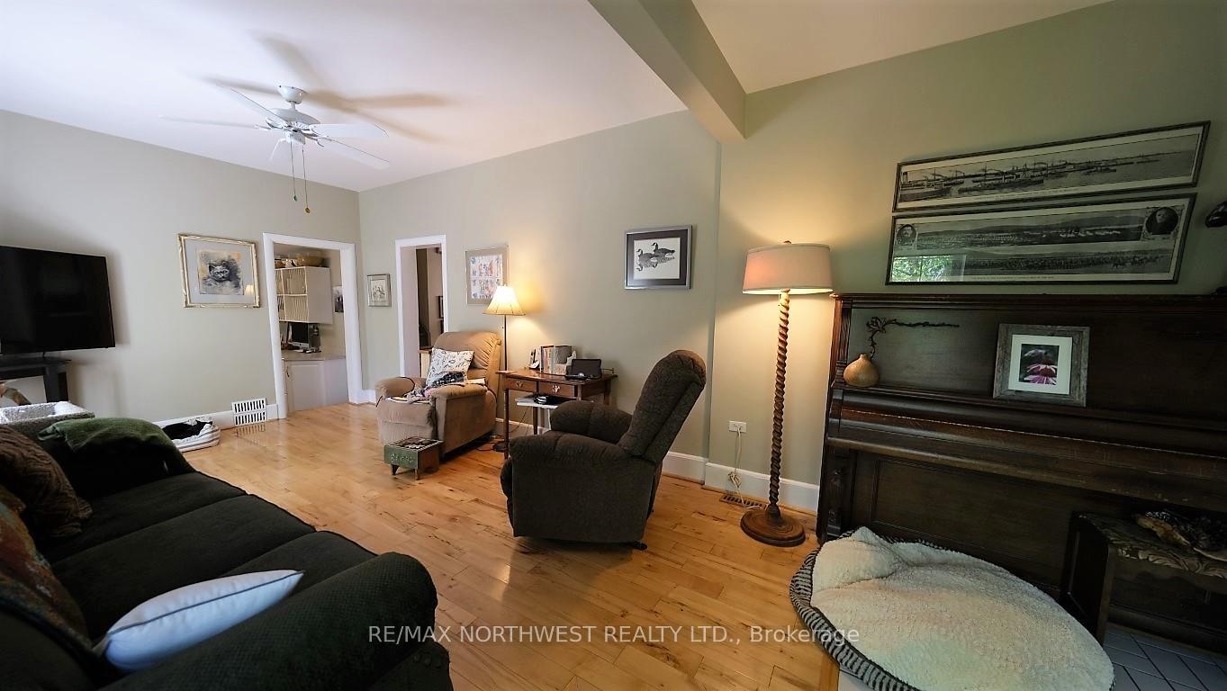 Photo 14 of 809 First Street South, Kenora, Central — HOMEH
