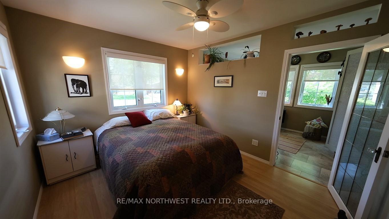 Photo 18 of 809 First Street South, Kenora, Central — HOMEH