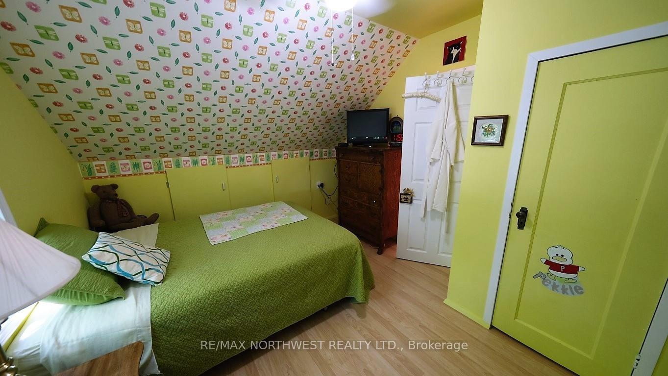 Photo 29 of 809 First Street South, Kenora, Central — HOMEH