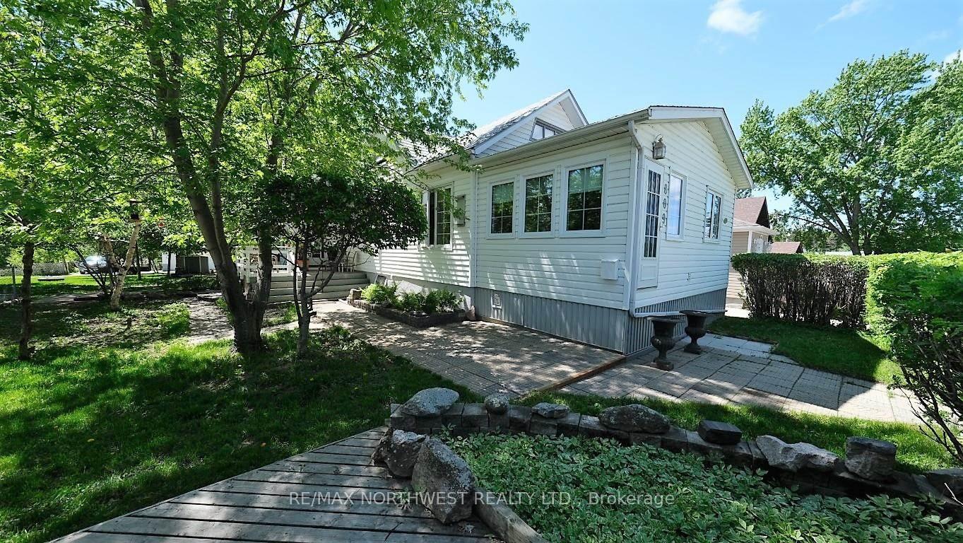 Photo 43 of 809 First Street South, Kenora, Central — HOMEH