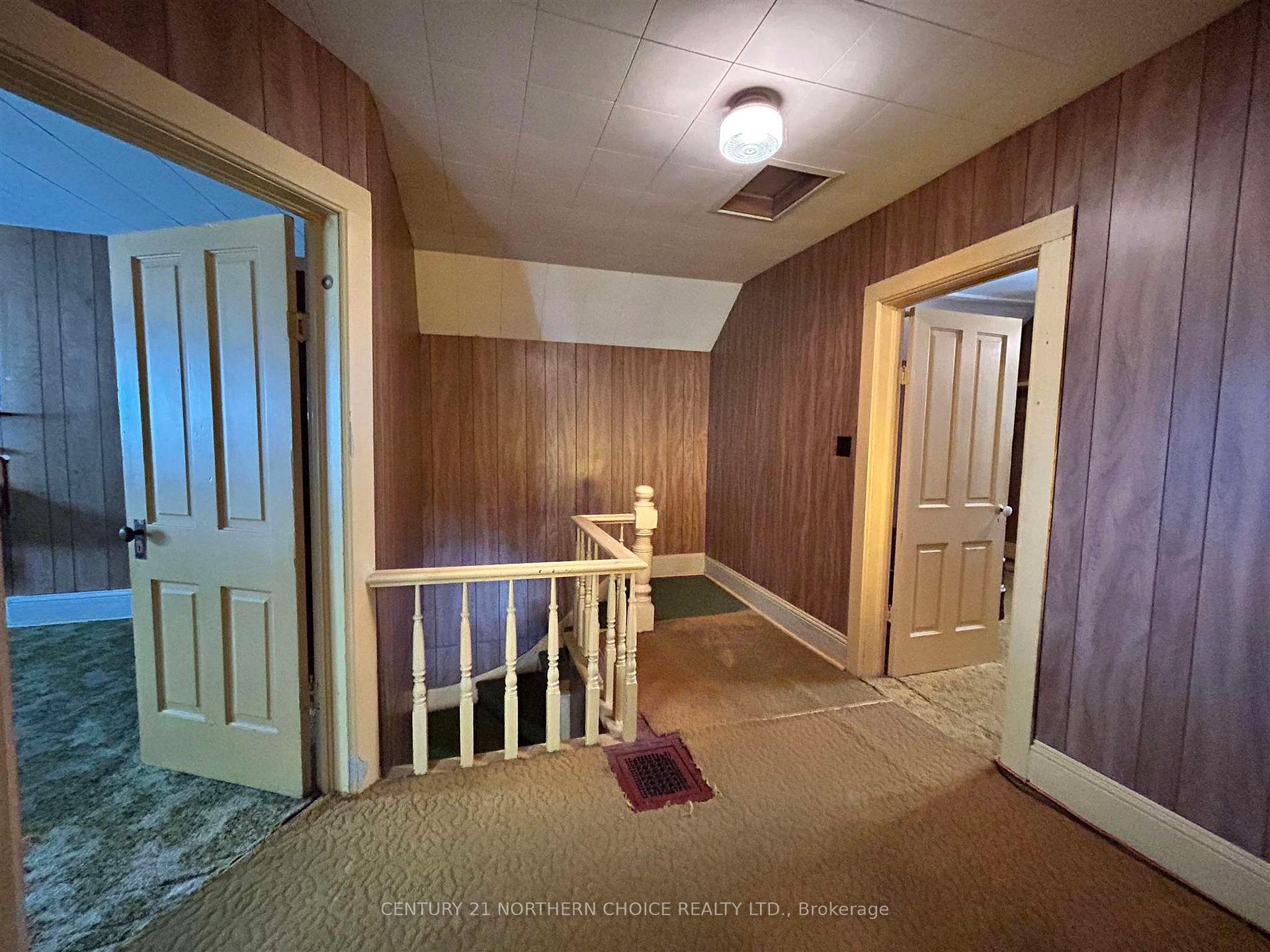 Photo 5 of 631 Second Street S, Kenora, Central — HOMEH