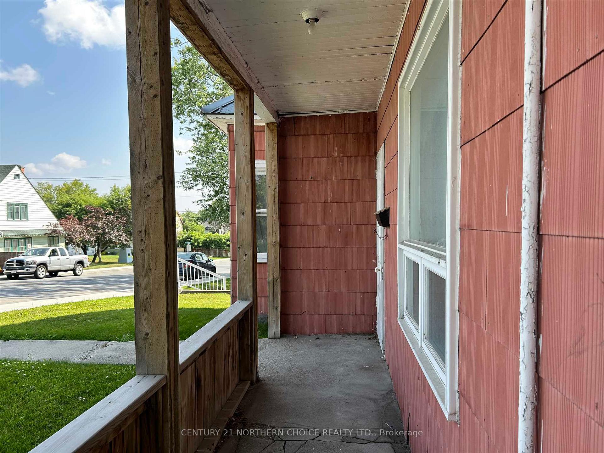 Photo 23 of 631 Second Street S, Kenora, Central — HOMEH