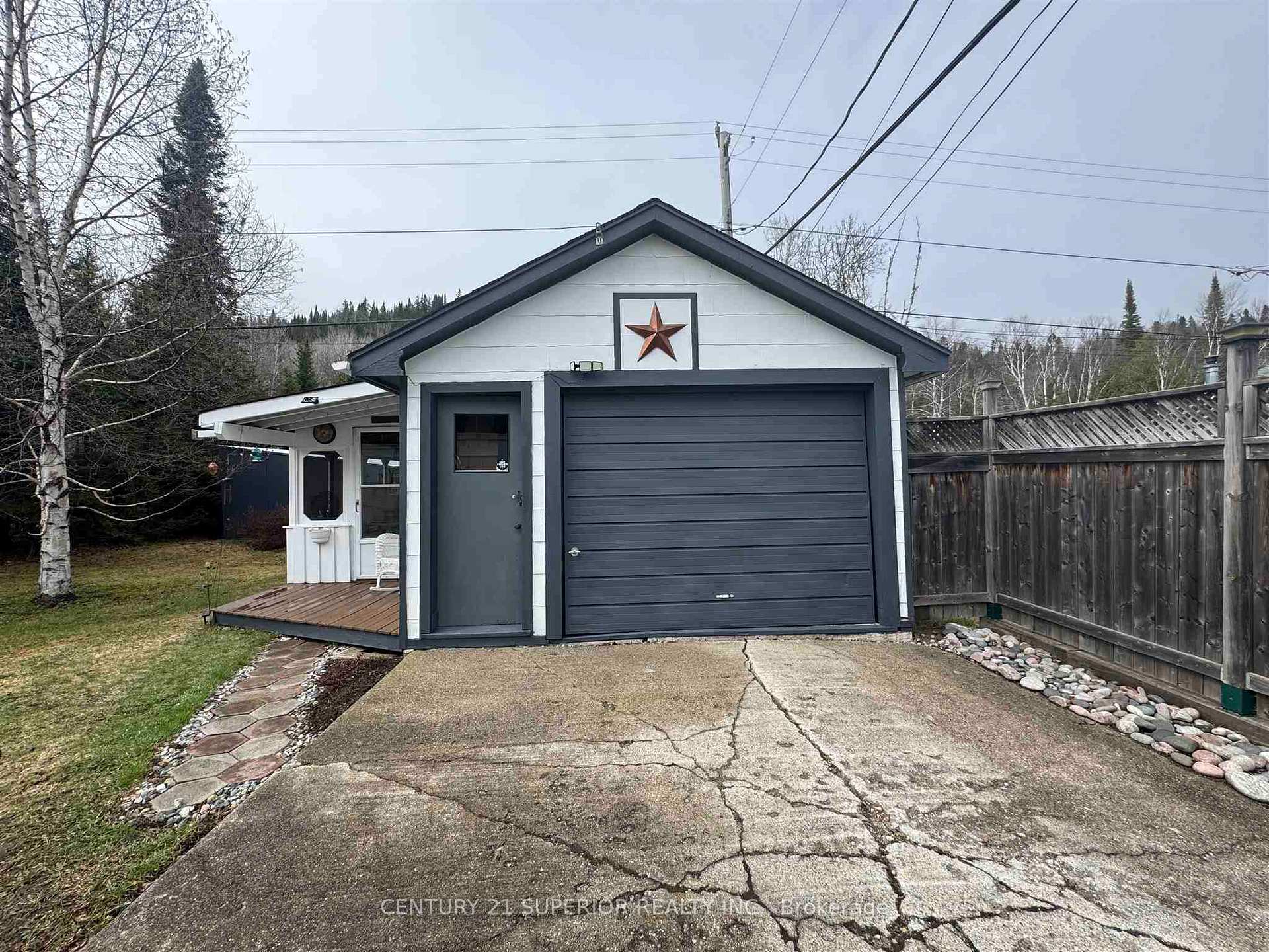 Photo 47 of 53 Warbler Drive, Manitouwadge — HOMEH