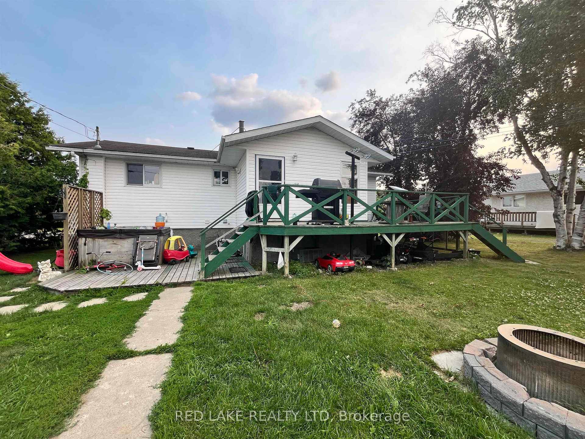 Photo 9 of 21 Lassie Road, Red Lake — HOMEH