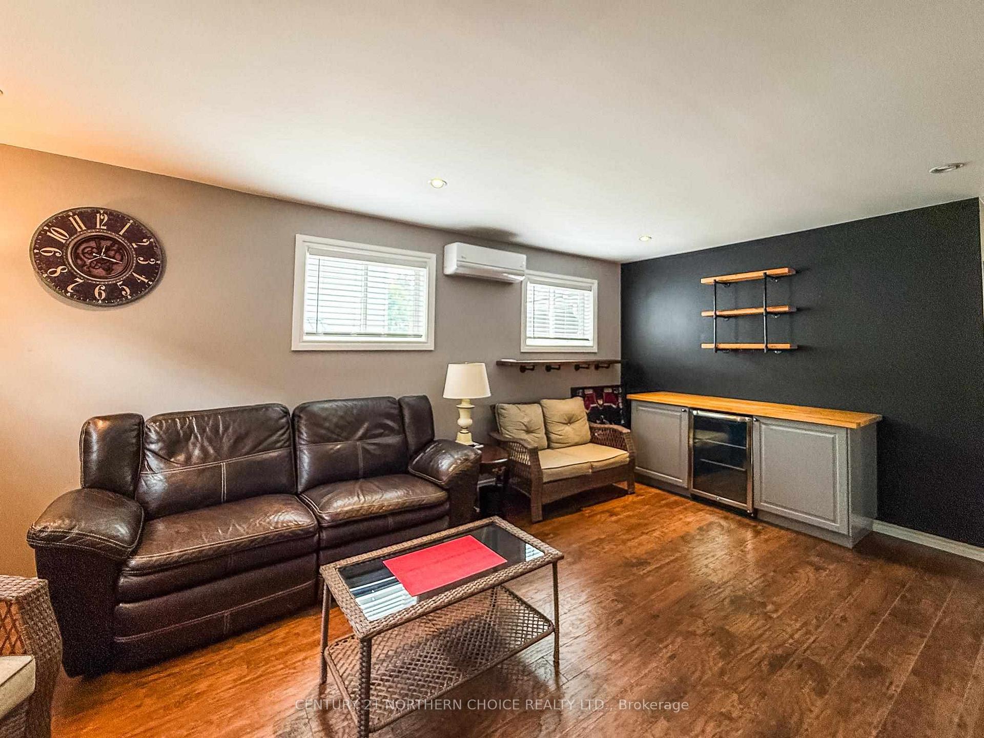 Photo 17 of 338 Eighth Avenue South, Kenora, Lakeside — HOMEH