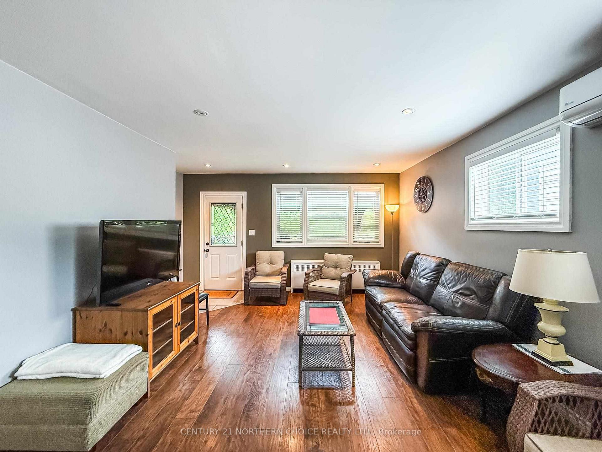 Photo 19 of 338 Eighth Avenue South, Kenora, Lakeside — HOMEH