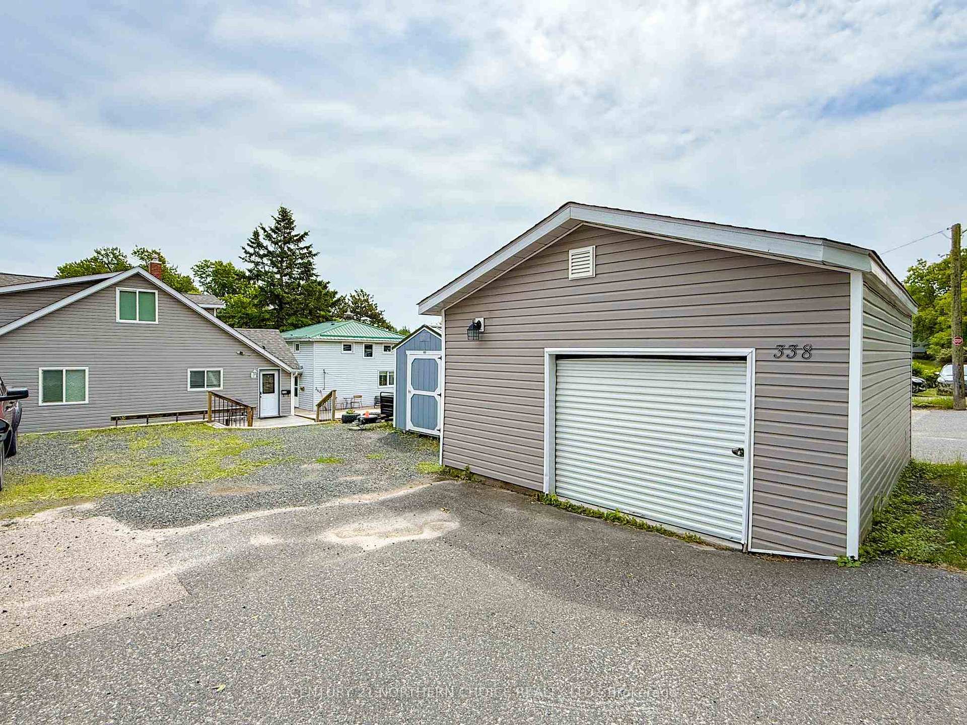 Photo 39 of 338 Eighth Avenue South, Kenora, Lakeside — HOMEH