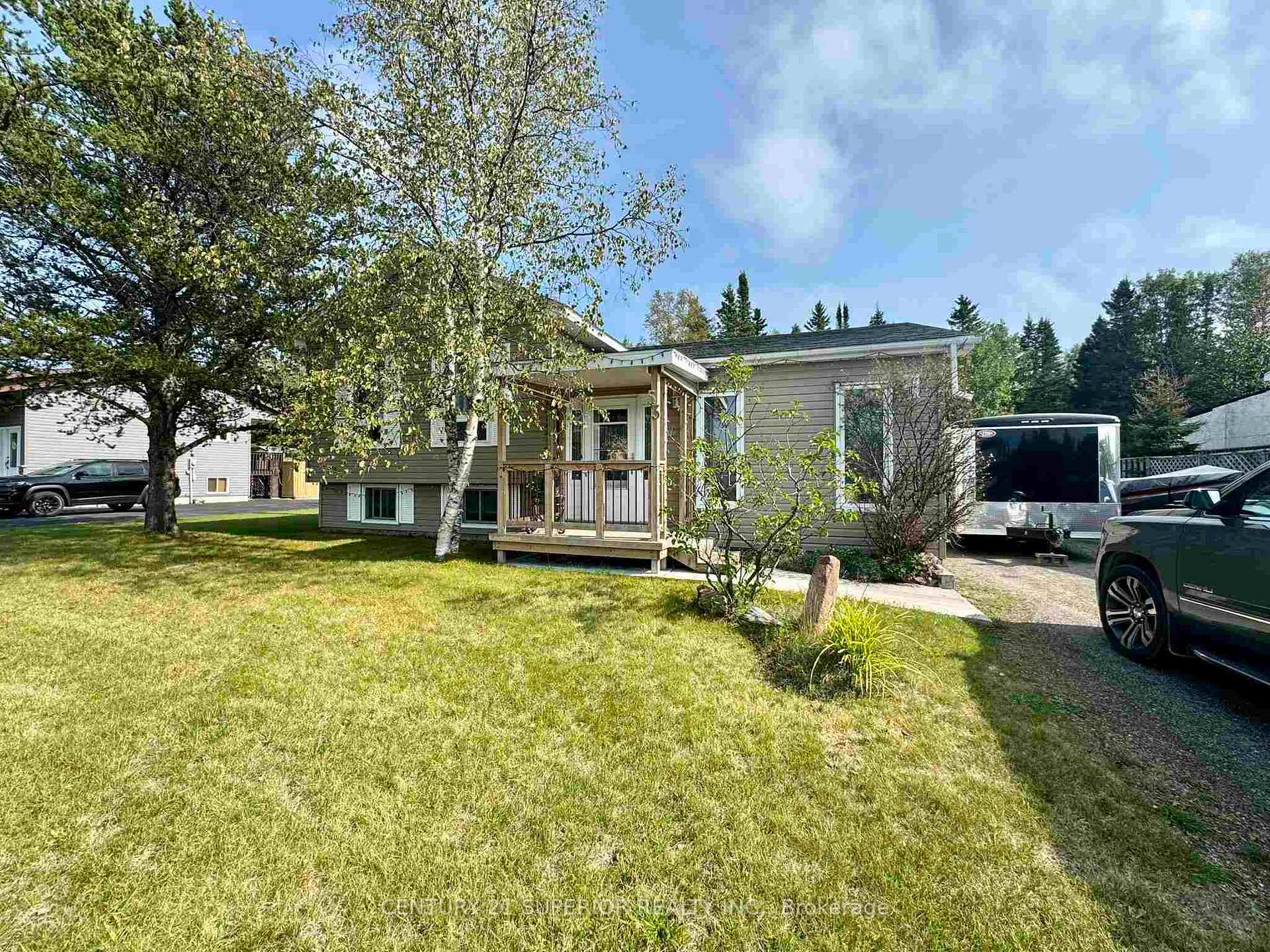 Photo 3 of 53 Hemlo Drive, Marathon — HOMEH