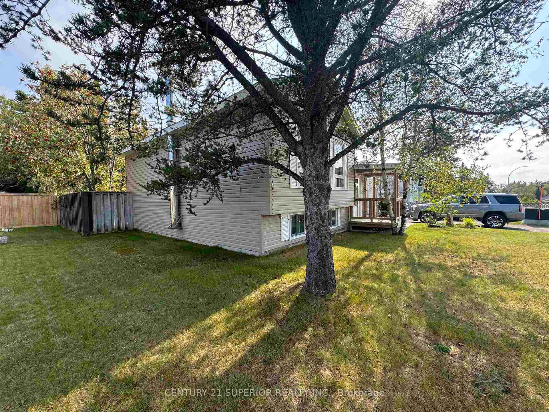 Photo 5 of 53 Hemlo Drive, Marathon — HOMEH
