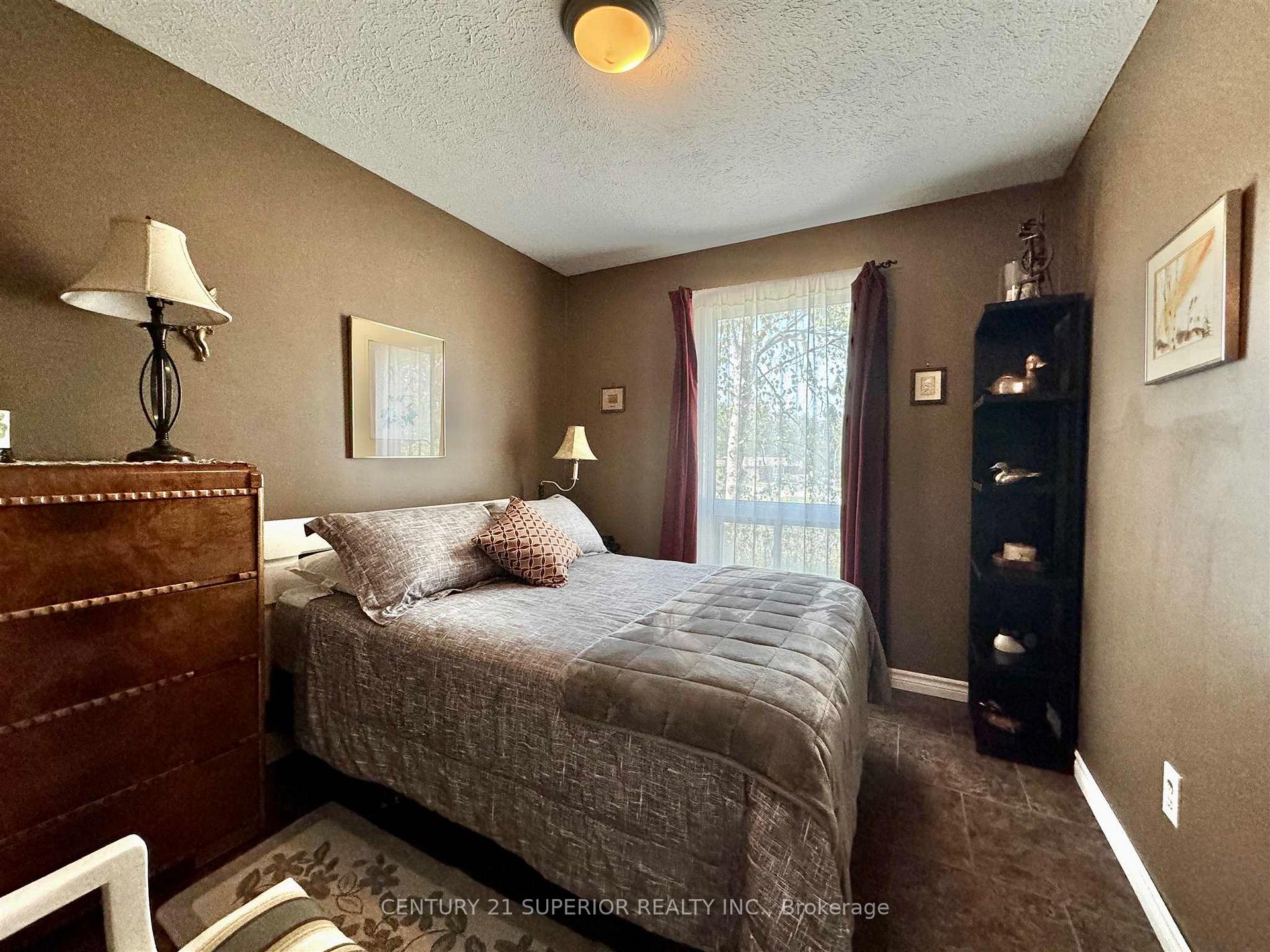 Photo 19 of 53 Hemlo Drive, Marathon — HOMEH