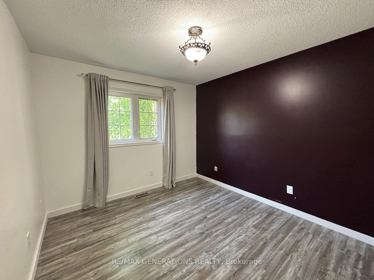 Photo 13 of 51 Radisson Crescent, Marathon — HOMEH