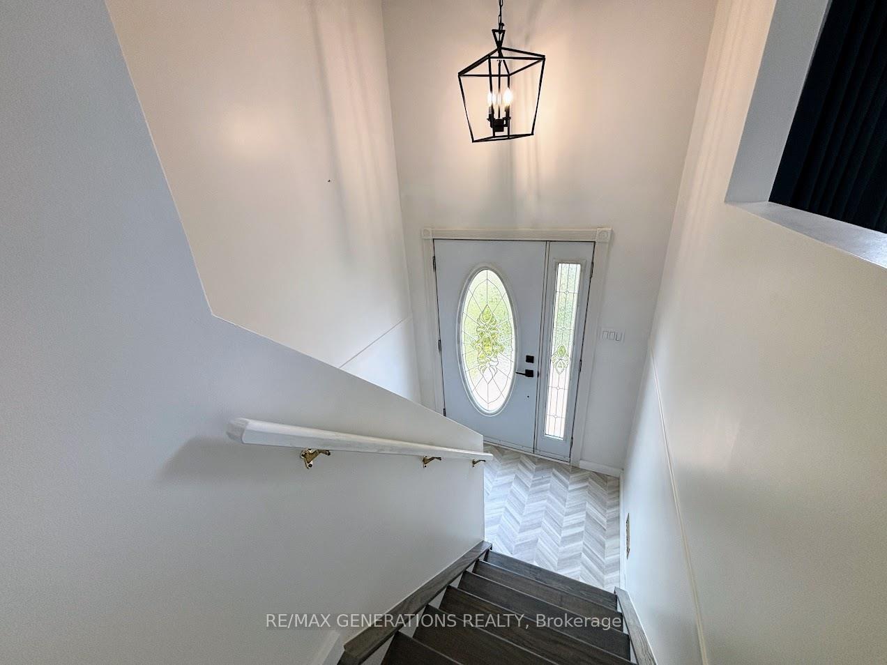 Photo 17 of 51 Radisson Crescent, Marathon — HOMEH