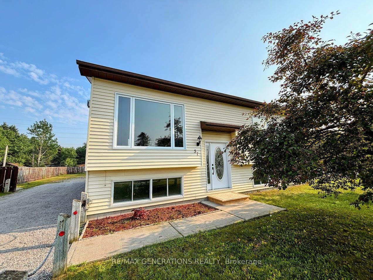 Photo 41 of 51 Radisson Crescent, Marathon — HOMEH