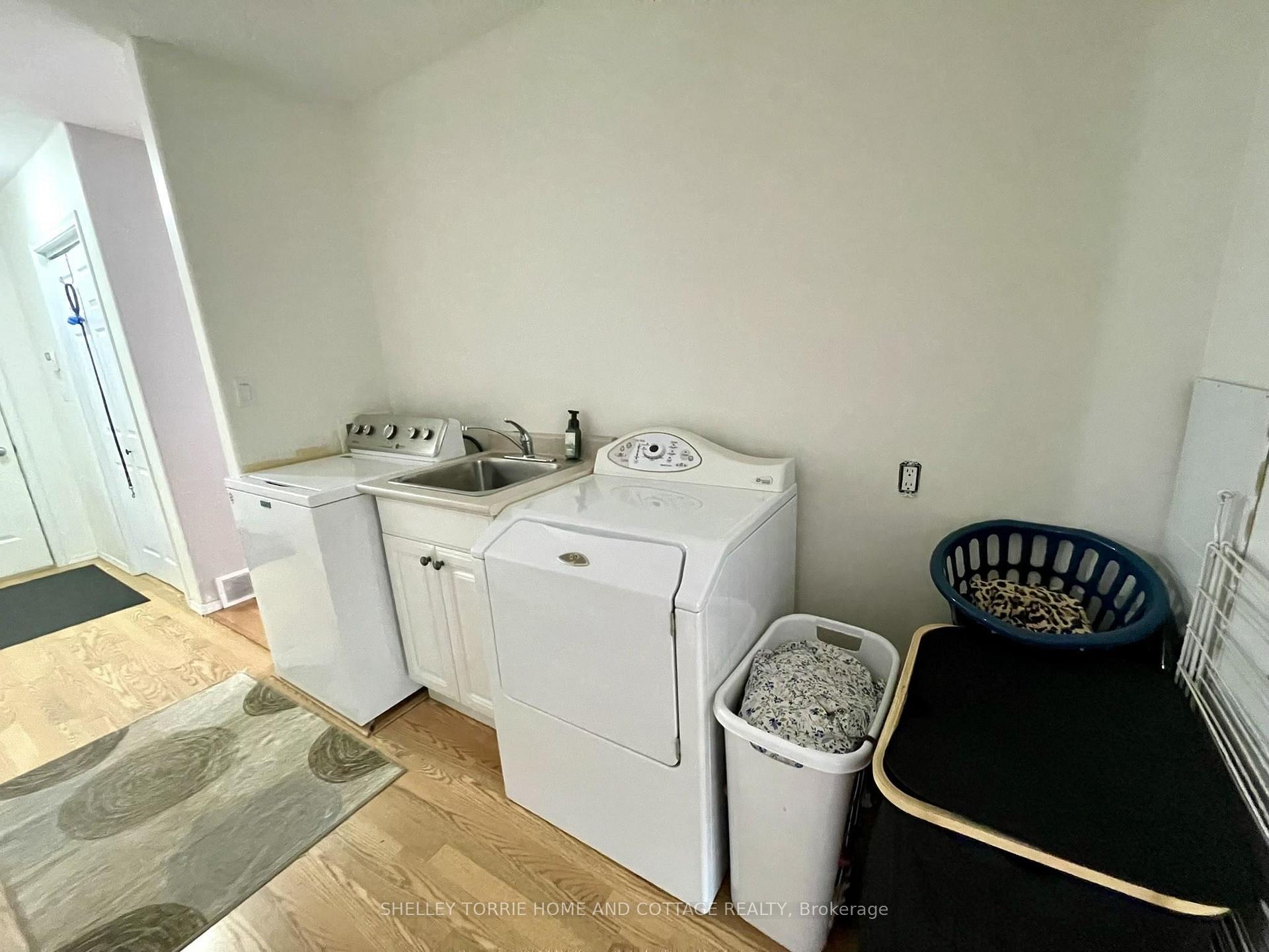 Photo 6 of 1537 Pine Portage Road, Kenora, South Park Estate — HOMEH