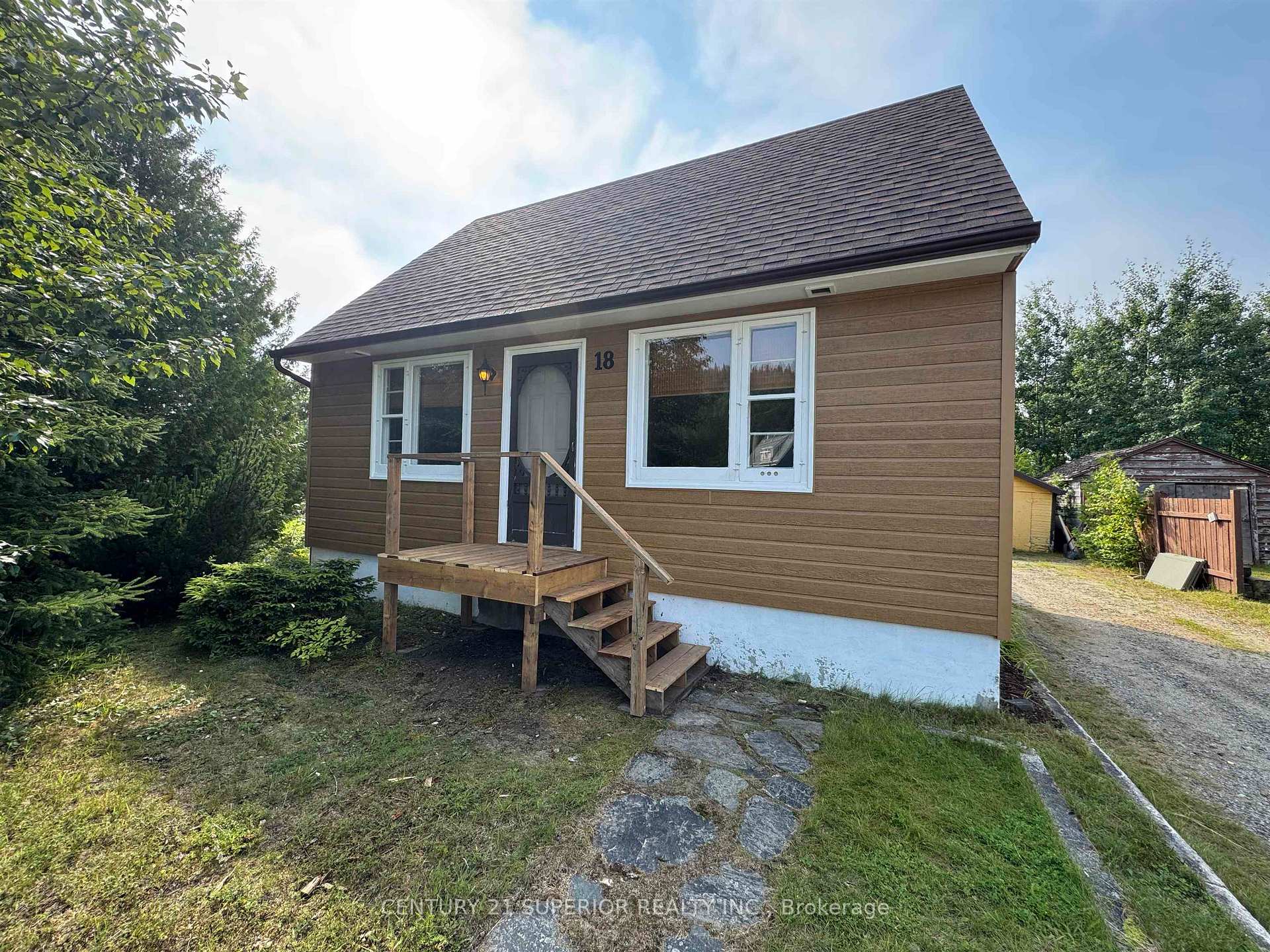 Photo 1 of 18 Sandpiper Avenue, Manitouwadge — HOMEH