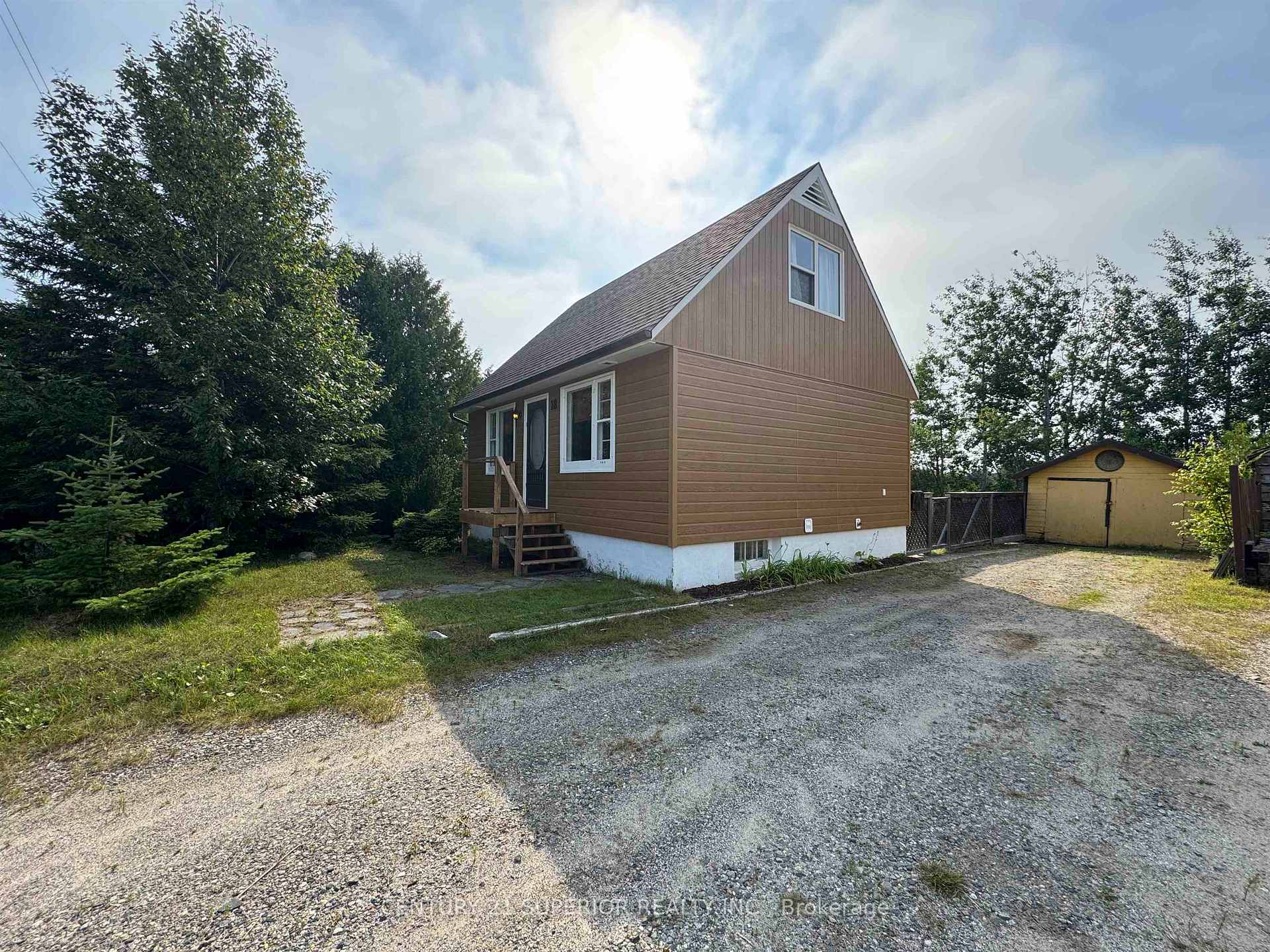 Photo 2 of 18 Sandpiper Avenue, Manitouwadge — HOMEH
