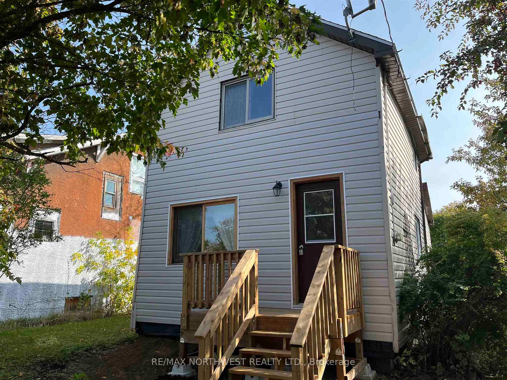 Photo 2 of 116 Second Street, Rainy River — HOMEH