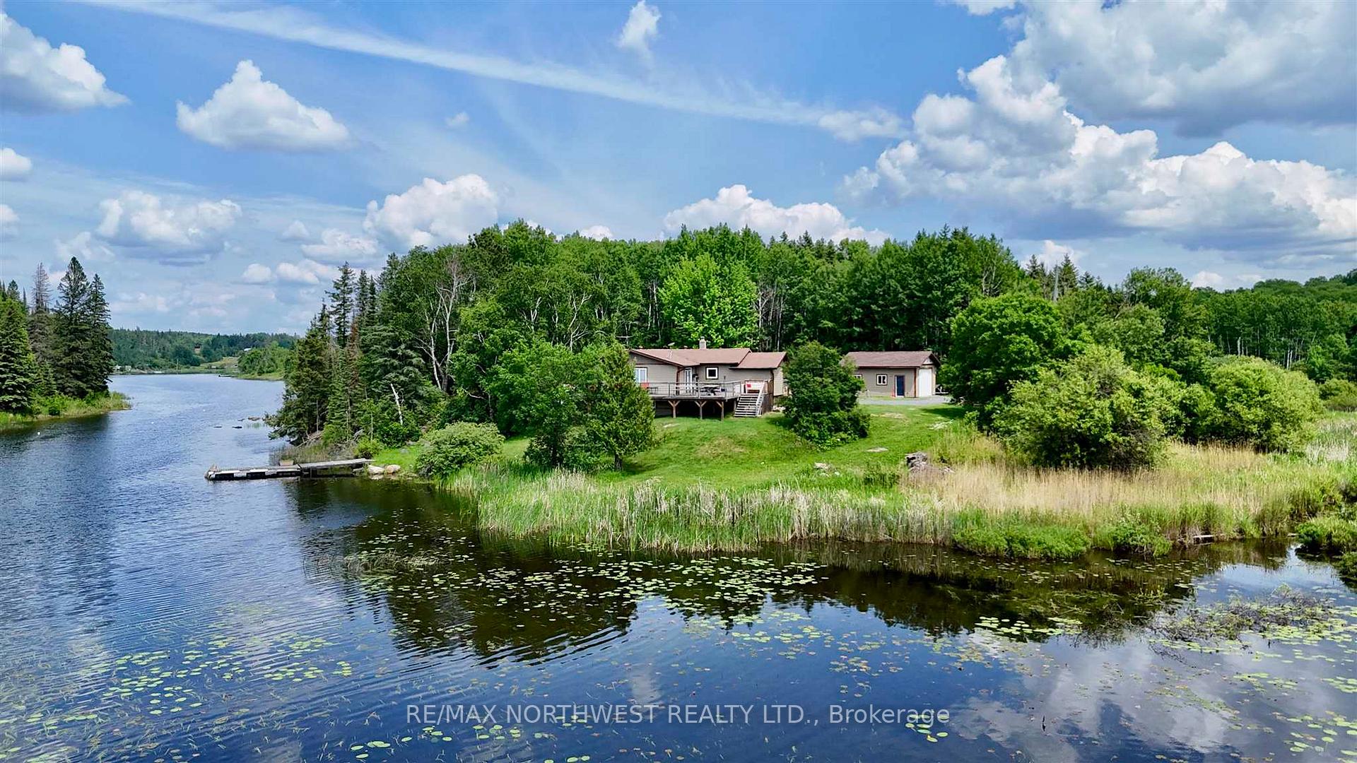 Photo 2 of 618 Essex Road, Kenora, Kenora Northeast — HOMEH
