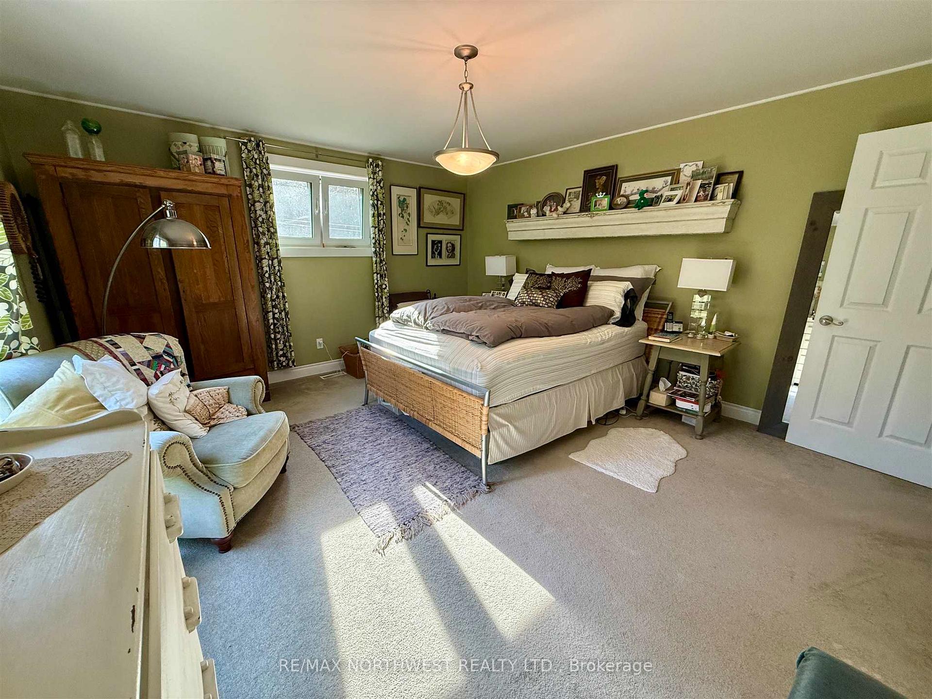Photo 14 of 618 Essex Road, Kenora, Kenora Northeast — HOMEH