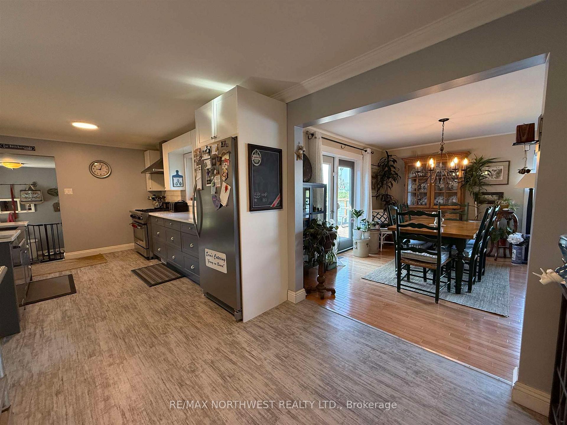 Photo 50 of 618 Essex Road, Kenora, Kenora Northeast — HOMEH