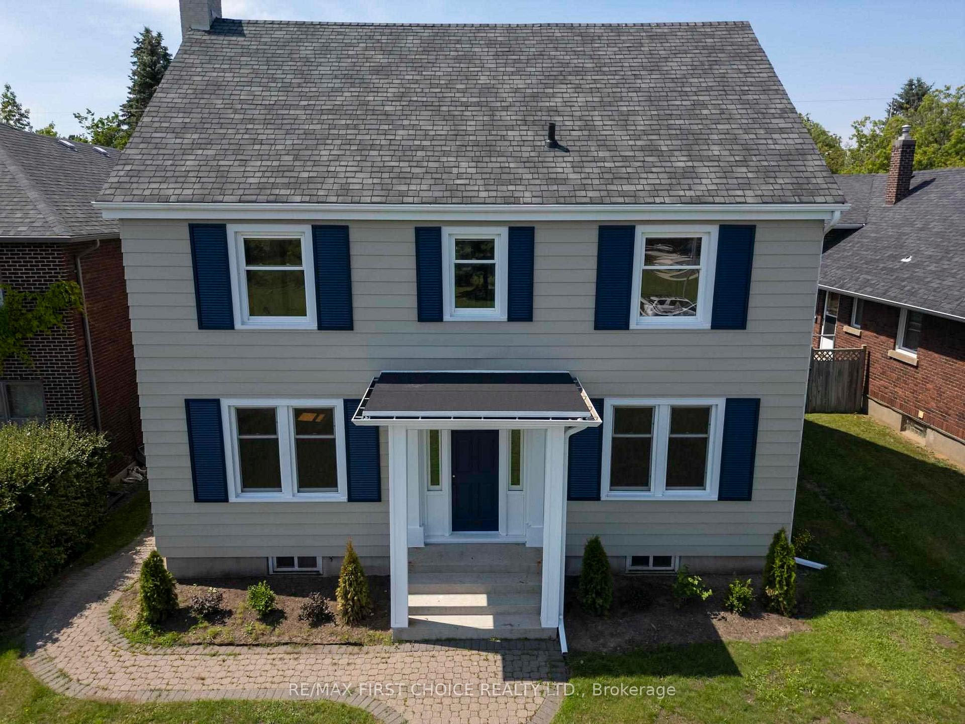 Front of 120 High Street S