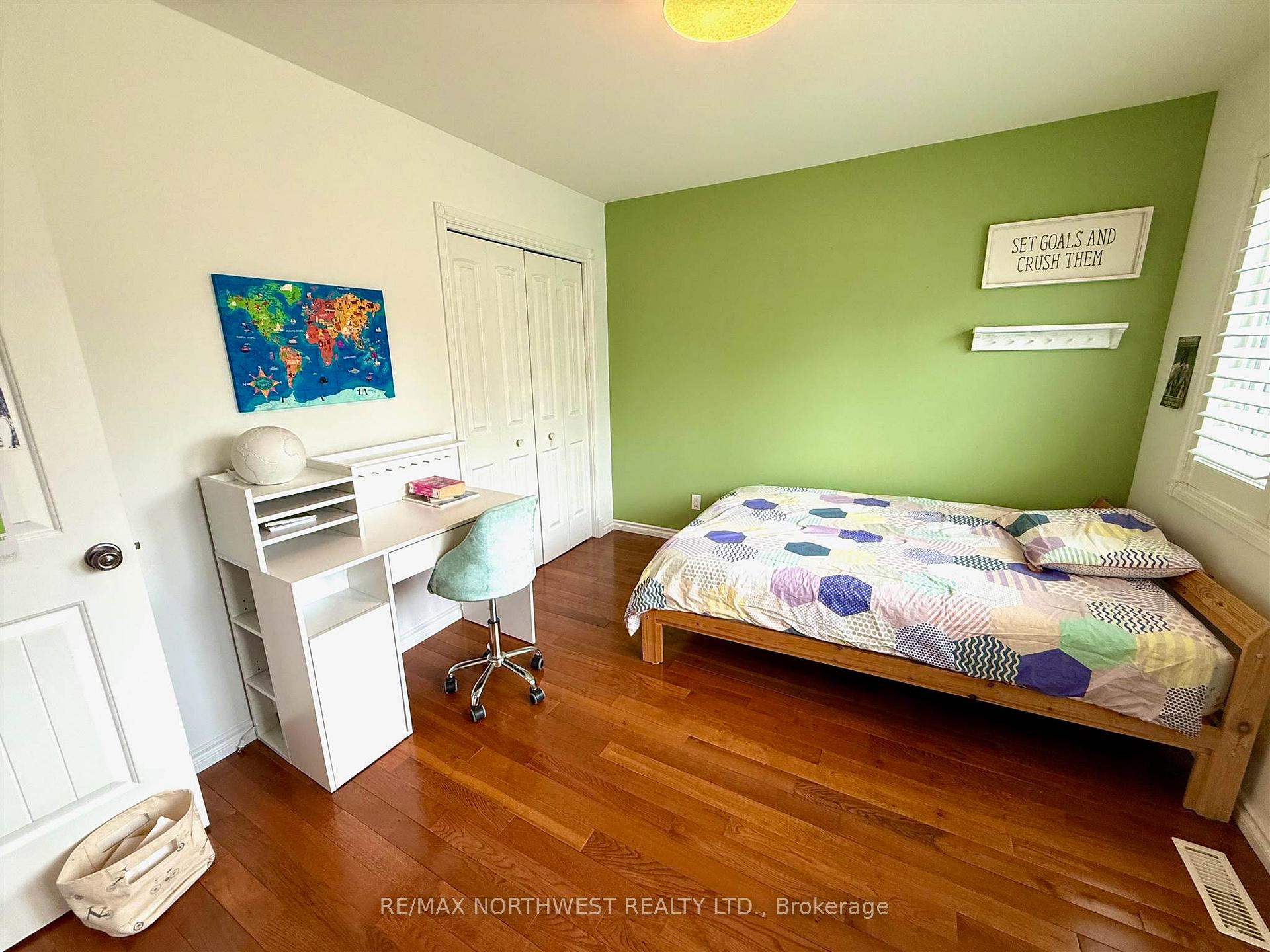 Photo 26 of 333 Third Street South, Kenora, Downtown — HOMEH