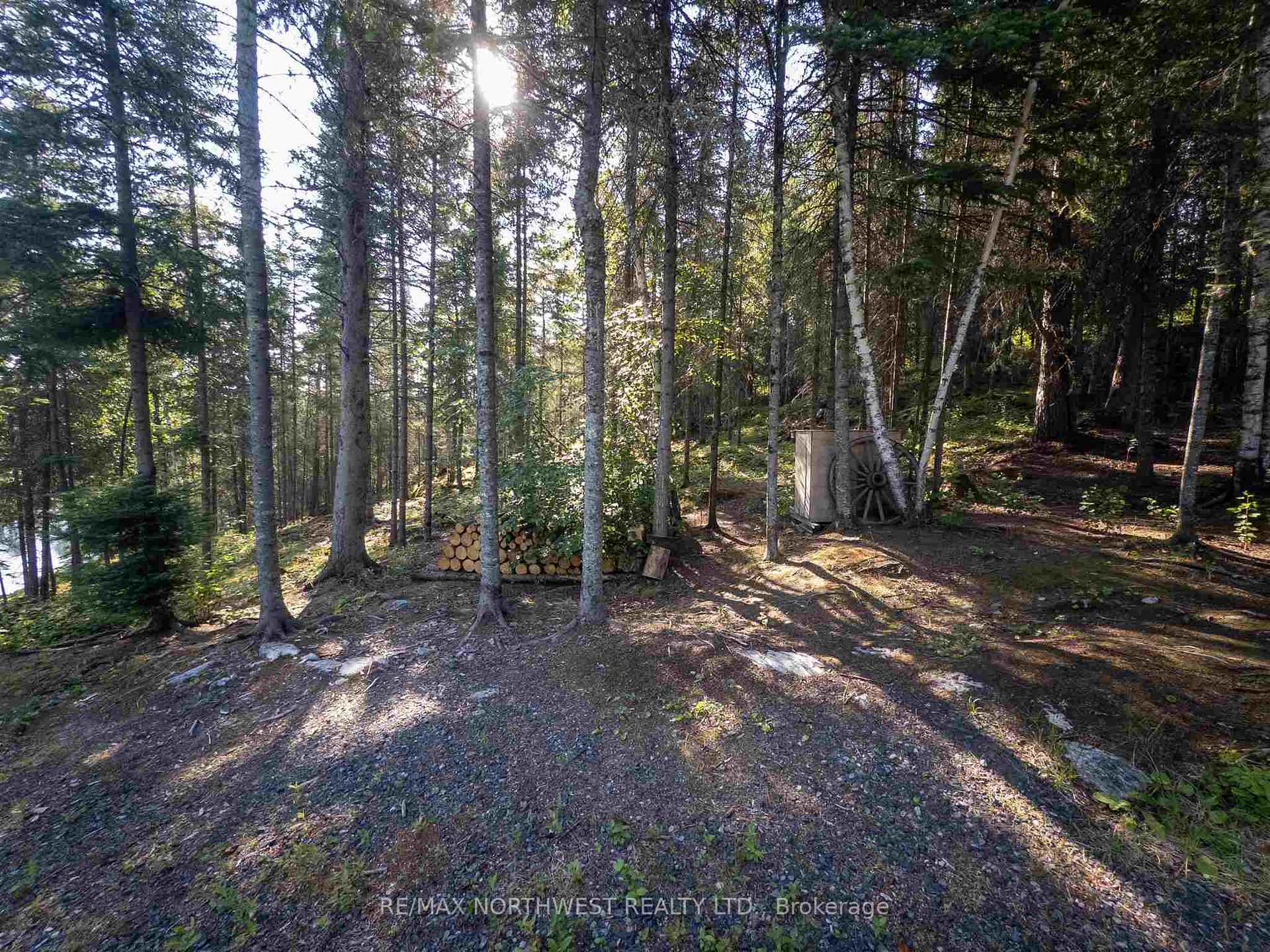Photo 4 of 69 Peterson Drive, Kenora, Keewatin — HOMEH