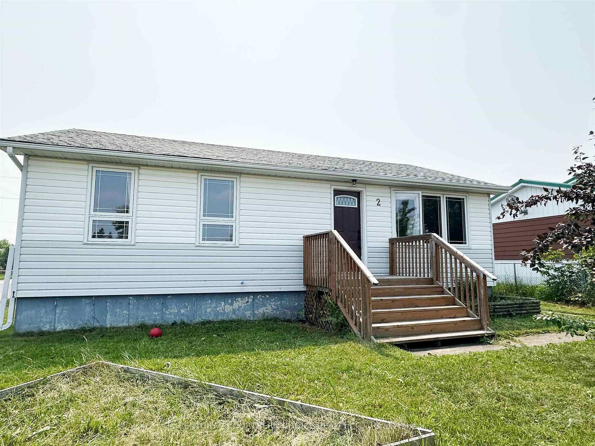 Front of 2 Elliot Street