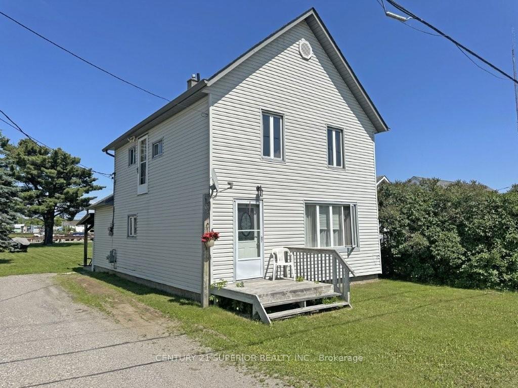 Photo 1 of 109 First Street, Nipigon — HOMEH