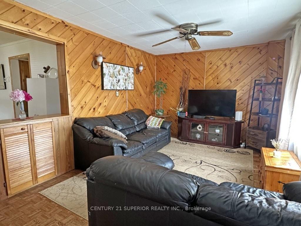 Photo 9 of 109 First Street, Nipigon — HOMEH