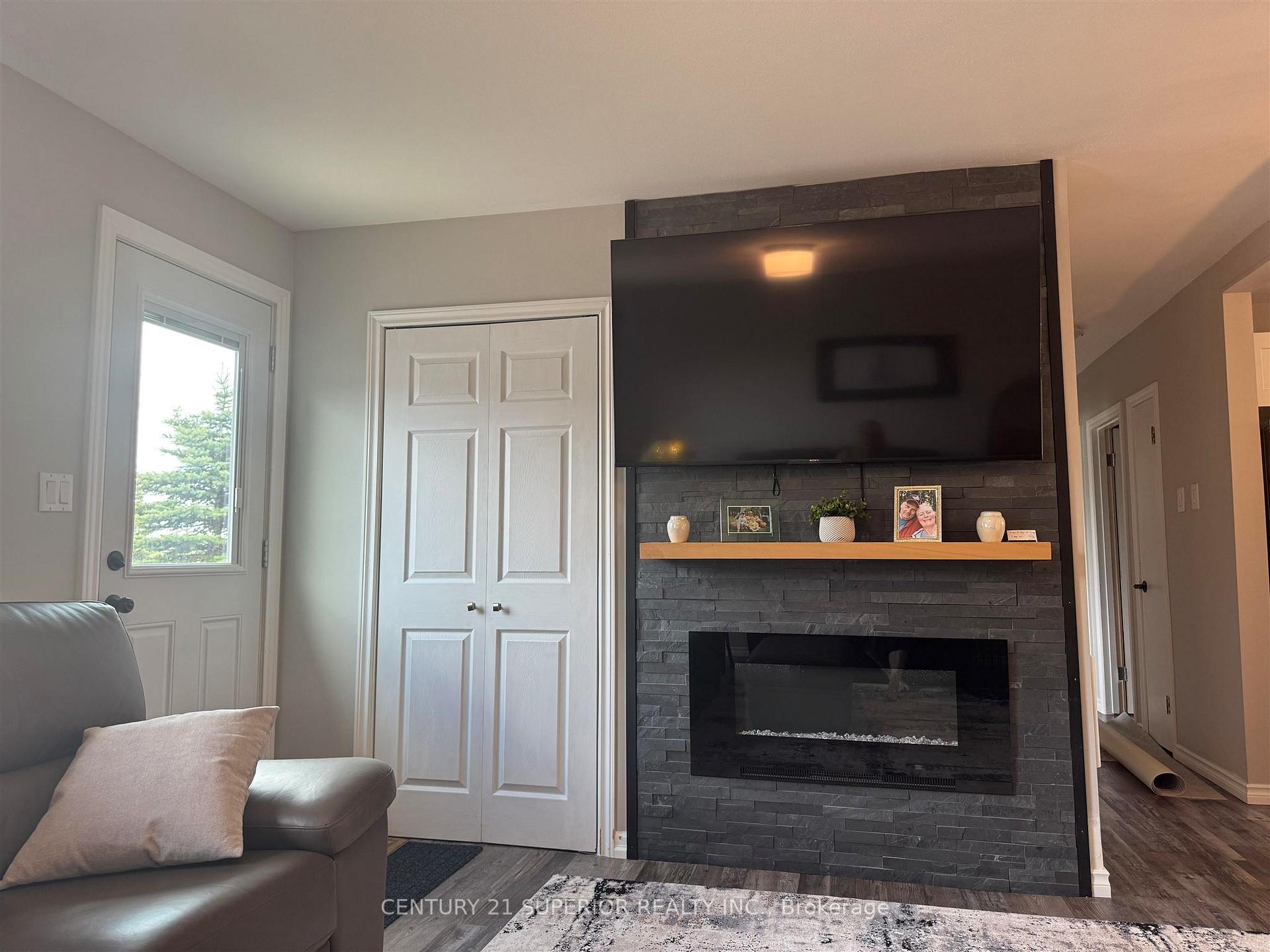 Photo 7 of 14 Flicker Avenue, Manitouwadge — HOMEH