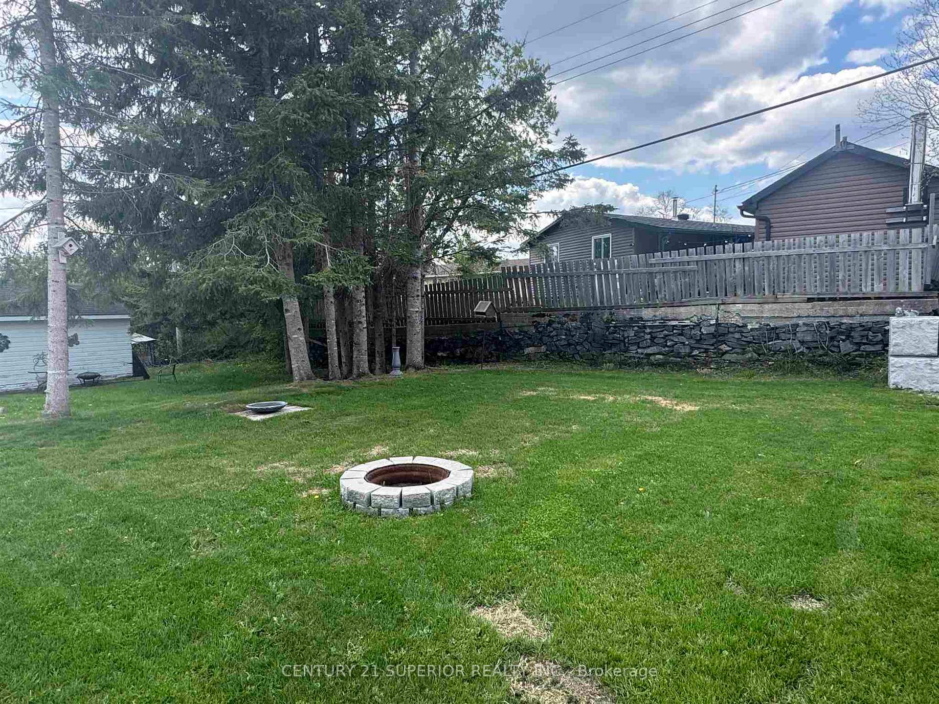 Photo 22 of 14 Flicker Avenue, Manitouwadge — HOMEH