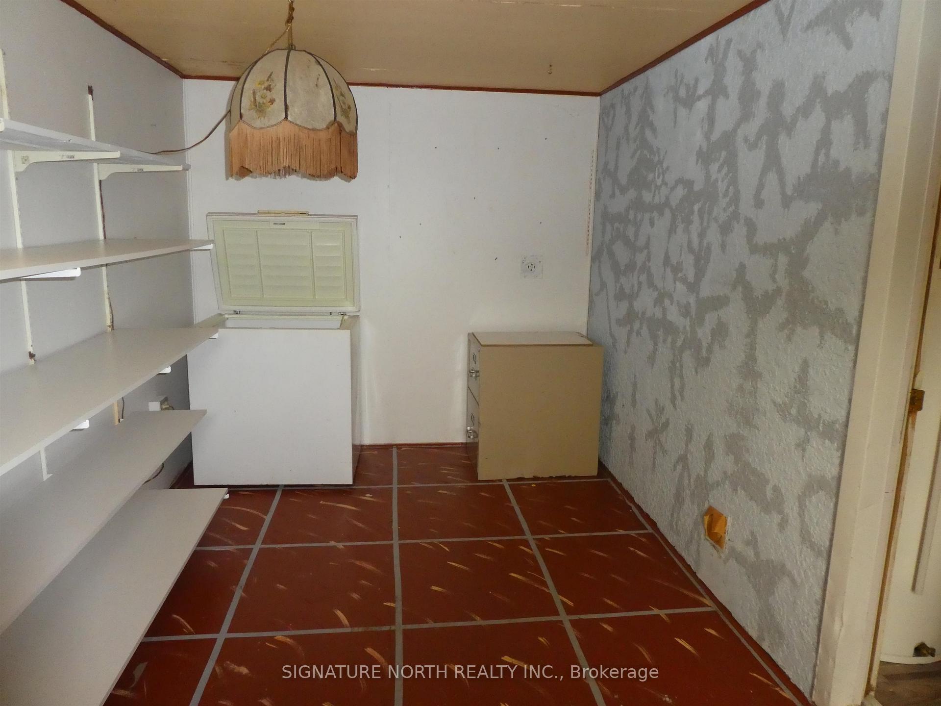 Photo 15 of 25 Adjala Ave, Manitouwadge — HOMEH