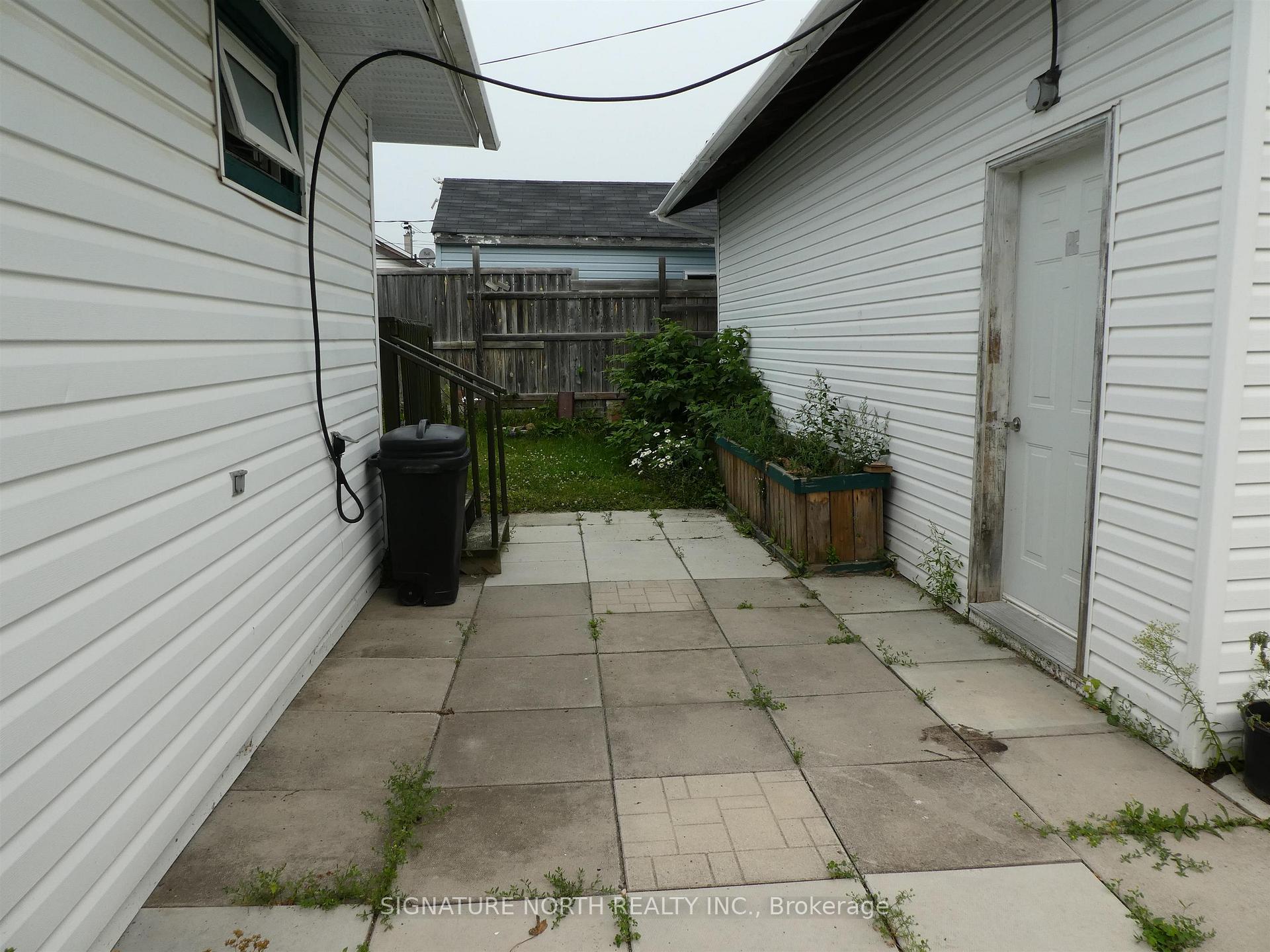 Photo 24 of 25 Adjala Ave, Manitouwadge — HOMEH