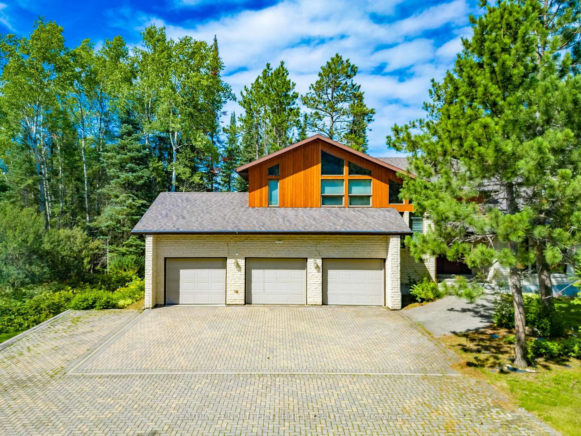 Photo 1 of 13677 Hwy 17 E, Dryden, Thunder Lake — HOMEH