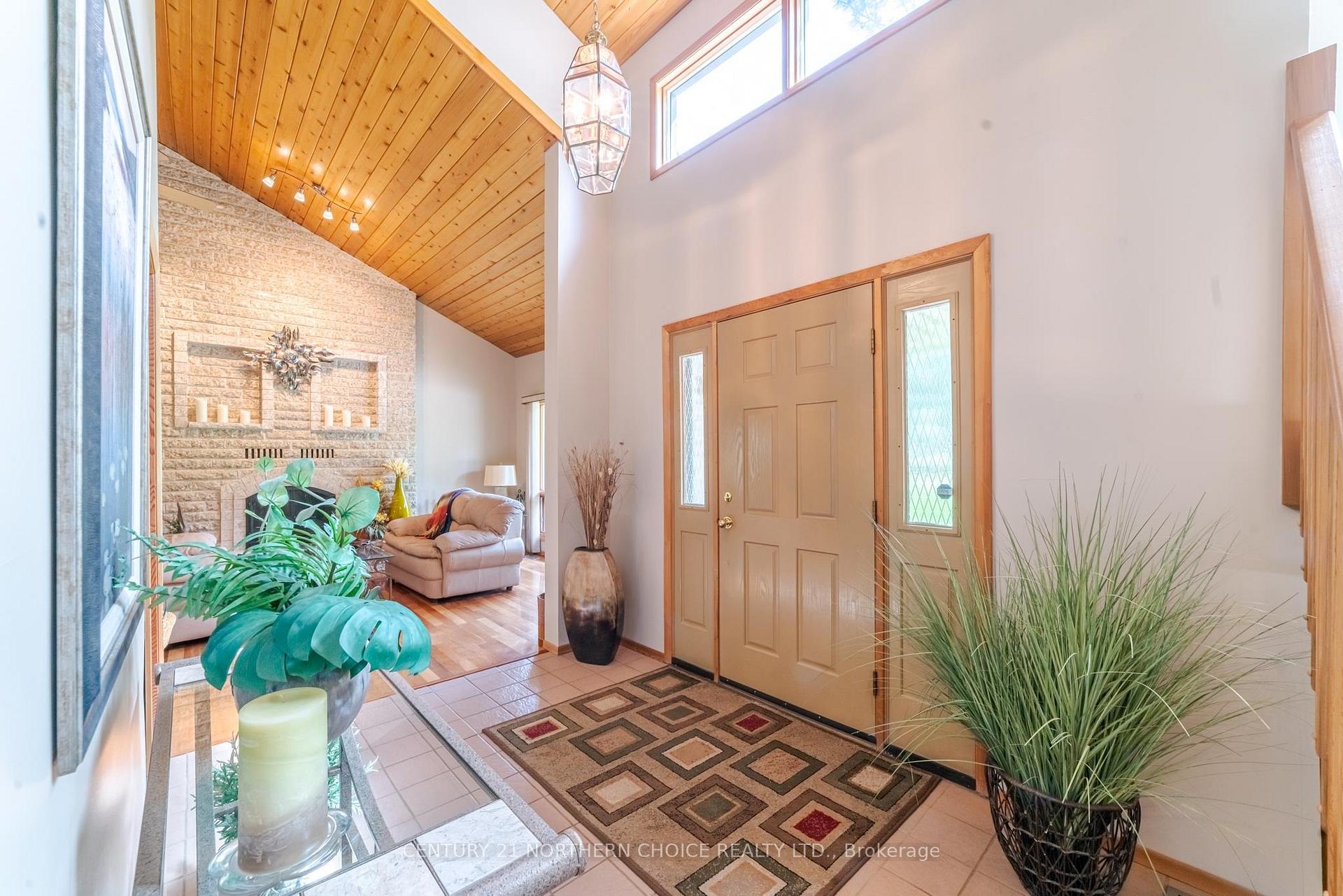 Photo 14 of 13677 Hwy 17 E, Dryden, Thunder Lake — HOMEH