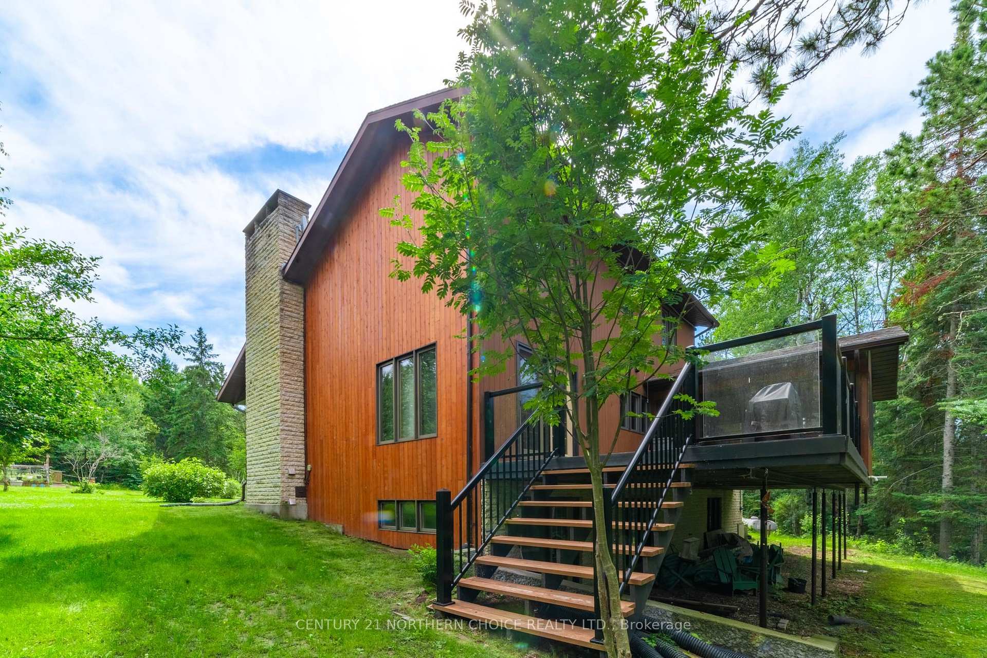 Photo 35 of 13677 Hwy 17 E, Dryden, Thunder Lake — HOMEH