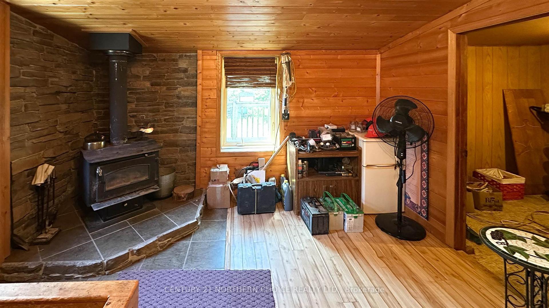 Photo 13 of 100 Tetroe Road, Kenora, Airport Road North — HOMEH