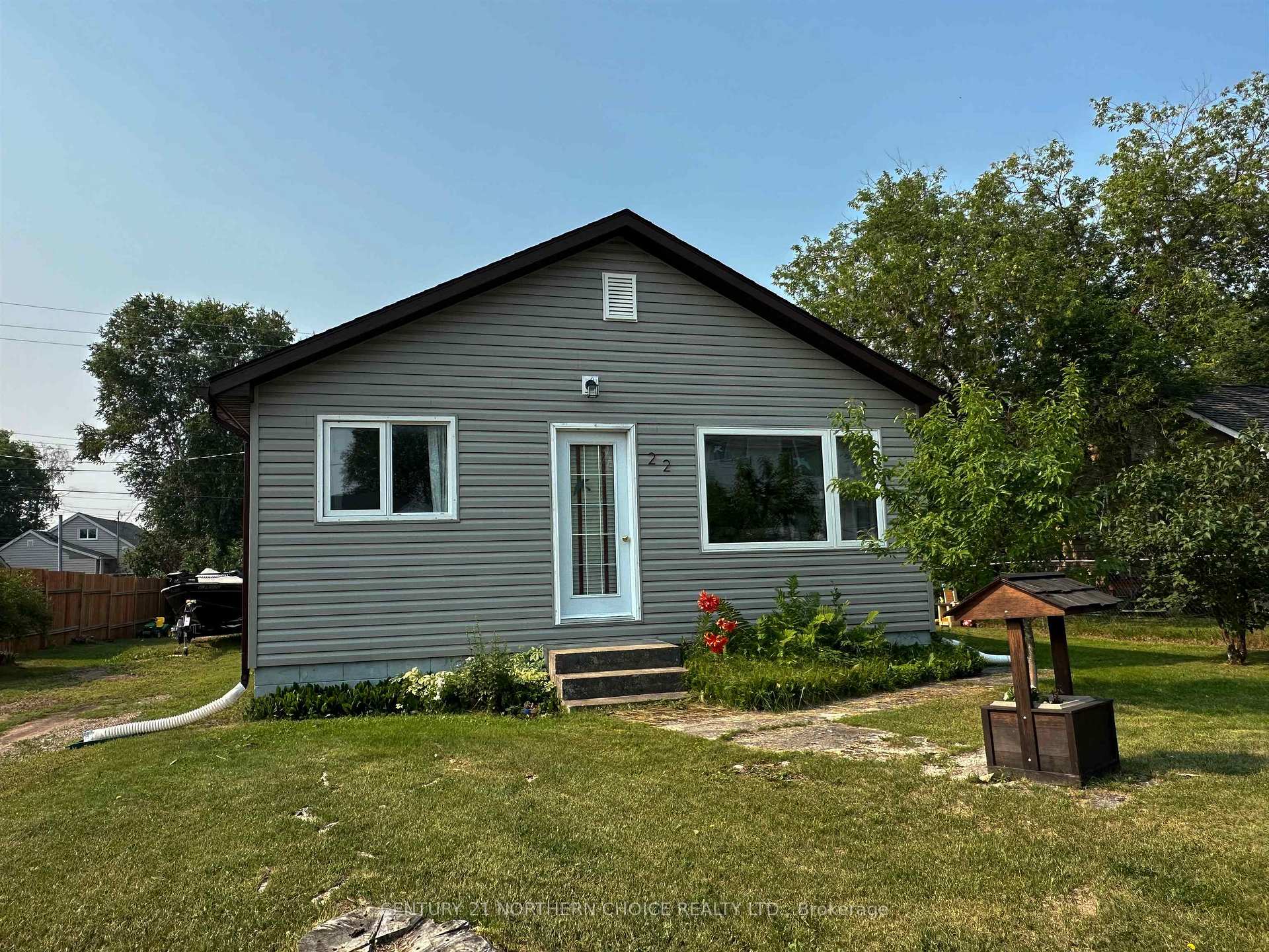 Photo 2 of 22 William Street, Red Lake — HOMEH
